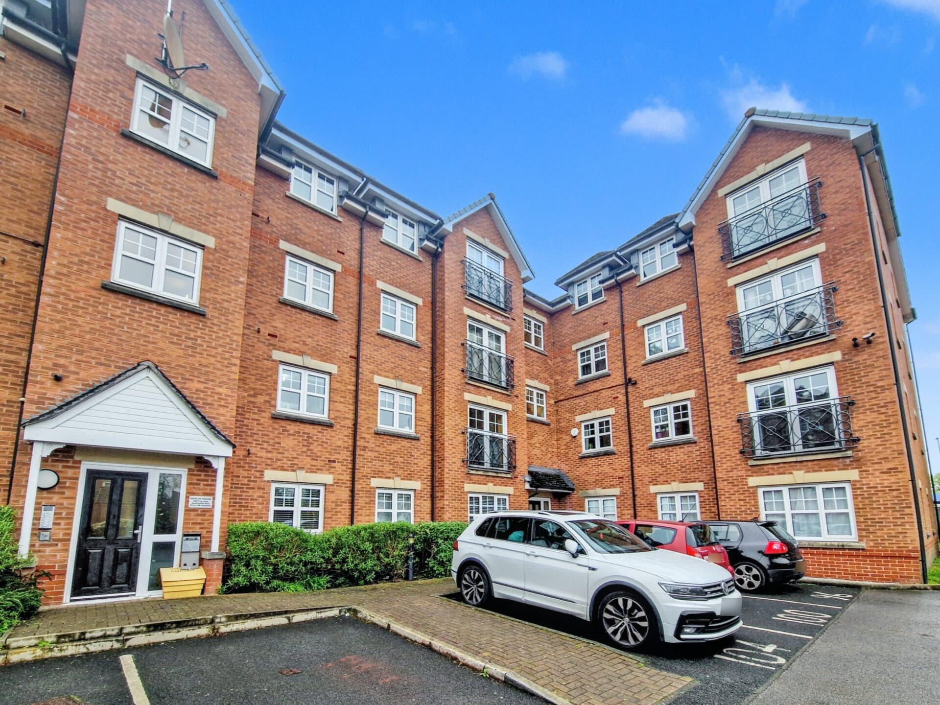 Fog Lane, Merlin House, M19