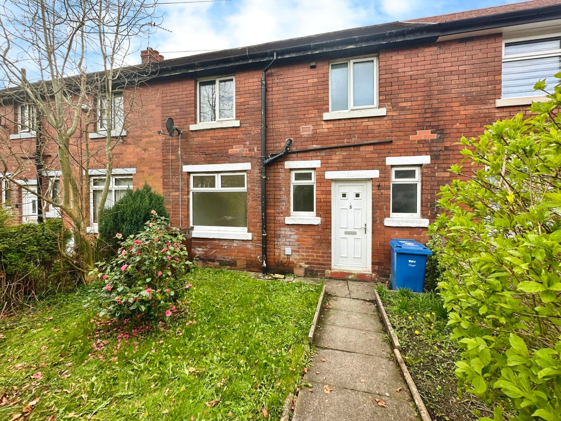 Bradshaw Avenue, Whitefield, M45
