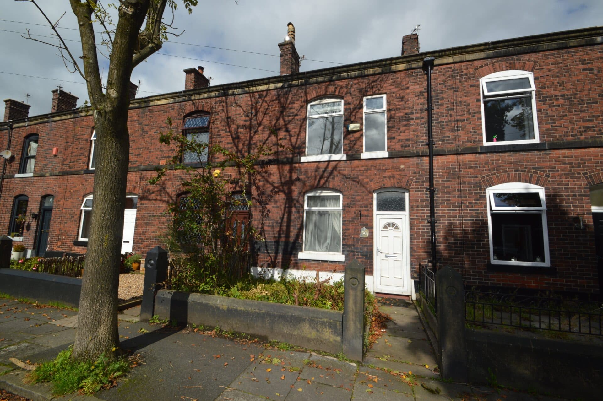Nipper Lane, Whitefield, M45