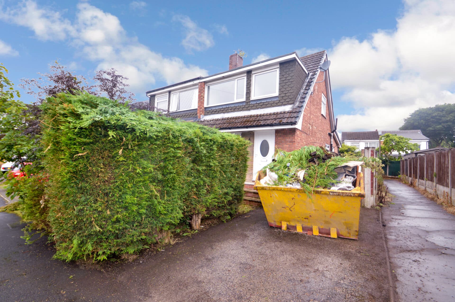 Kings Avenue, Whitefield, M45