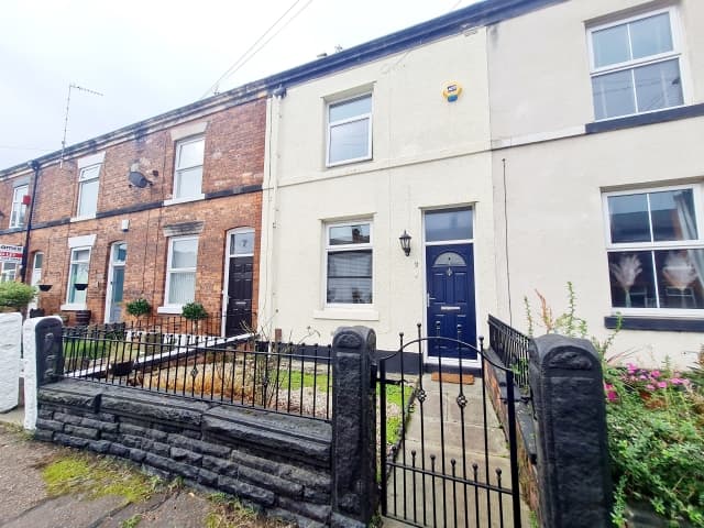 Ducie Street, Whitefield, M45