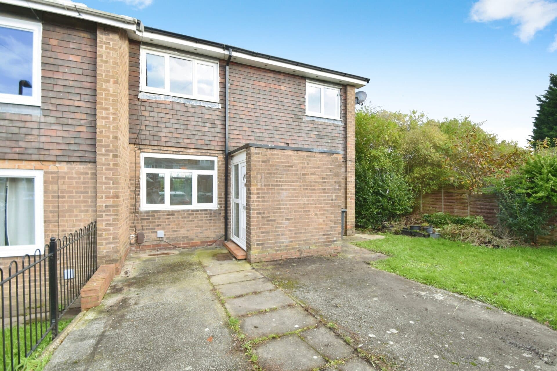 Lune Close, Whitefield, M45