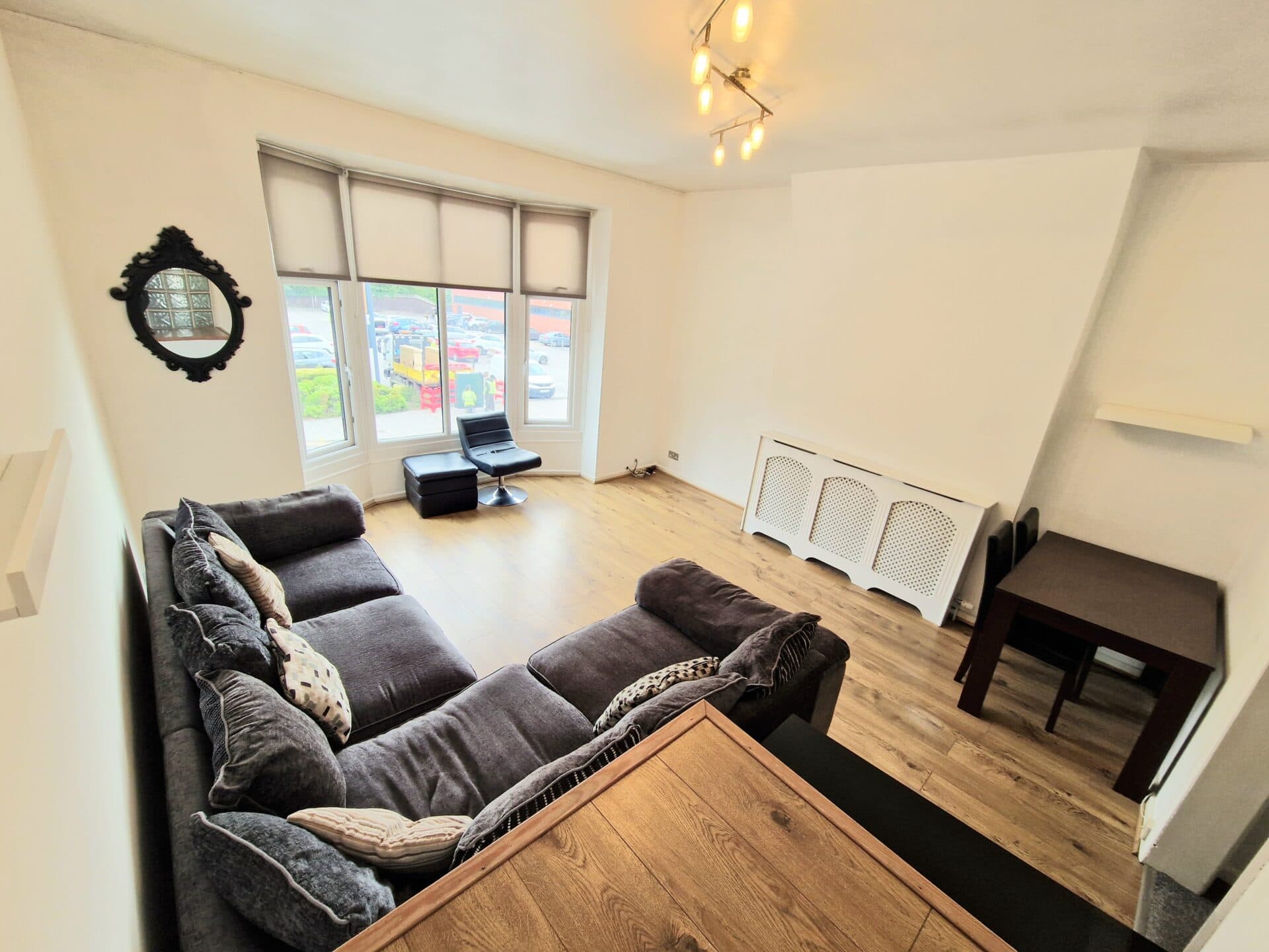 Bury New Road, Prestwich, M25