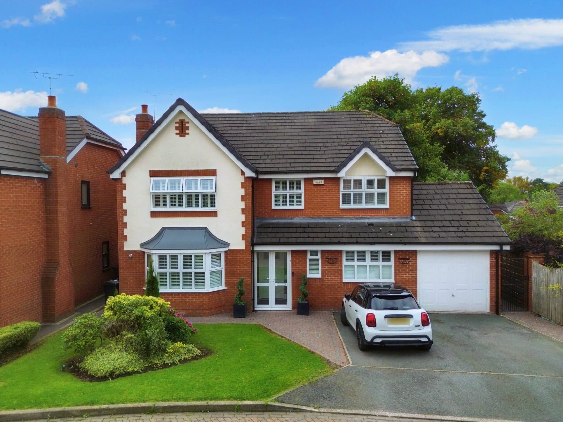 Woodthorpe Court, Prestwich, M25