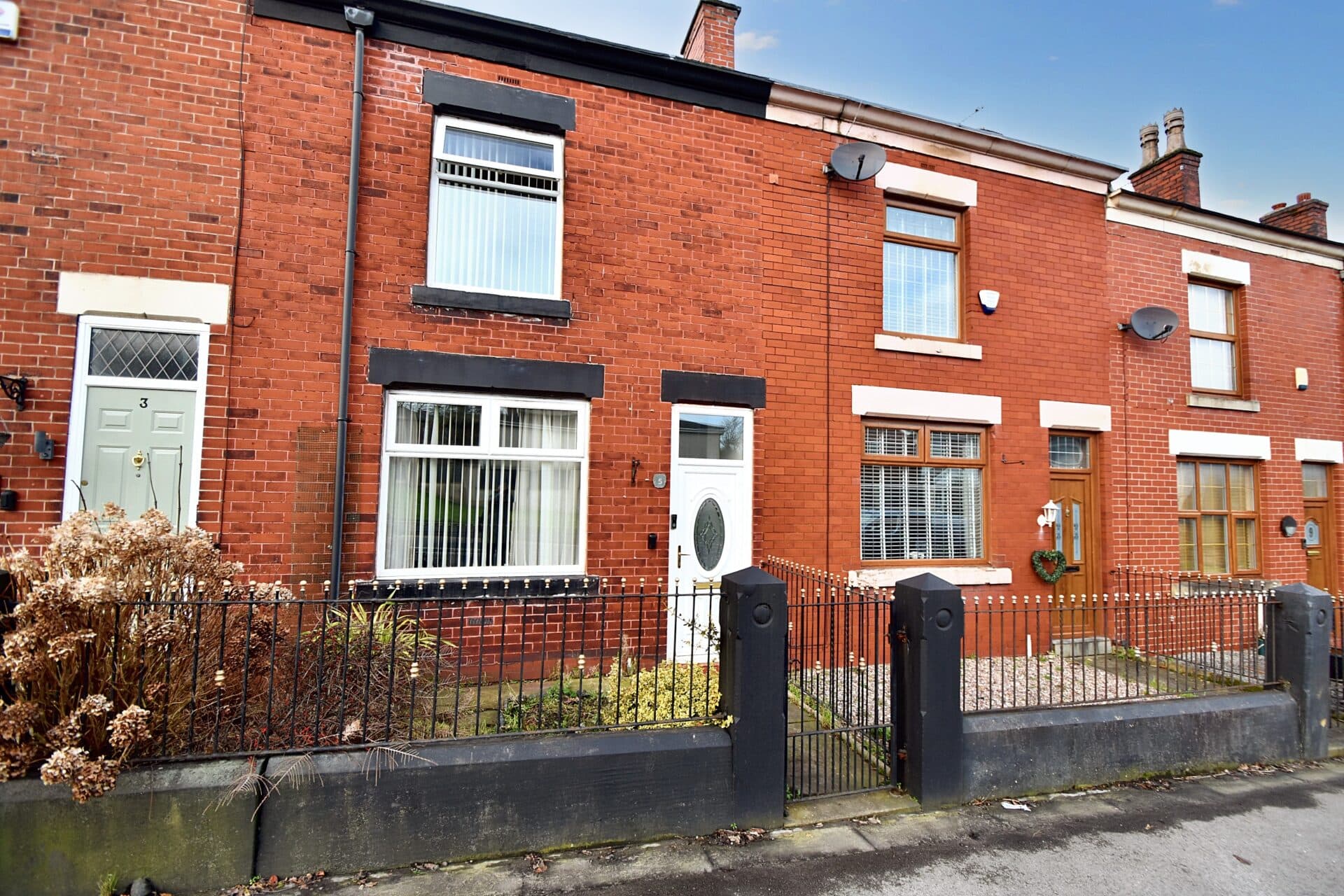 Croft Lane, Bury, BL9