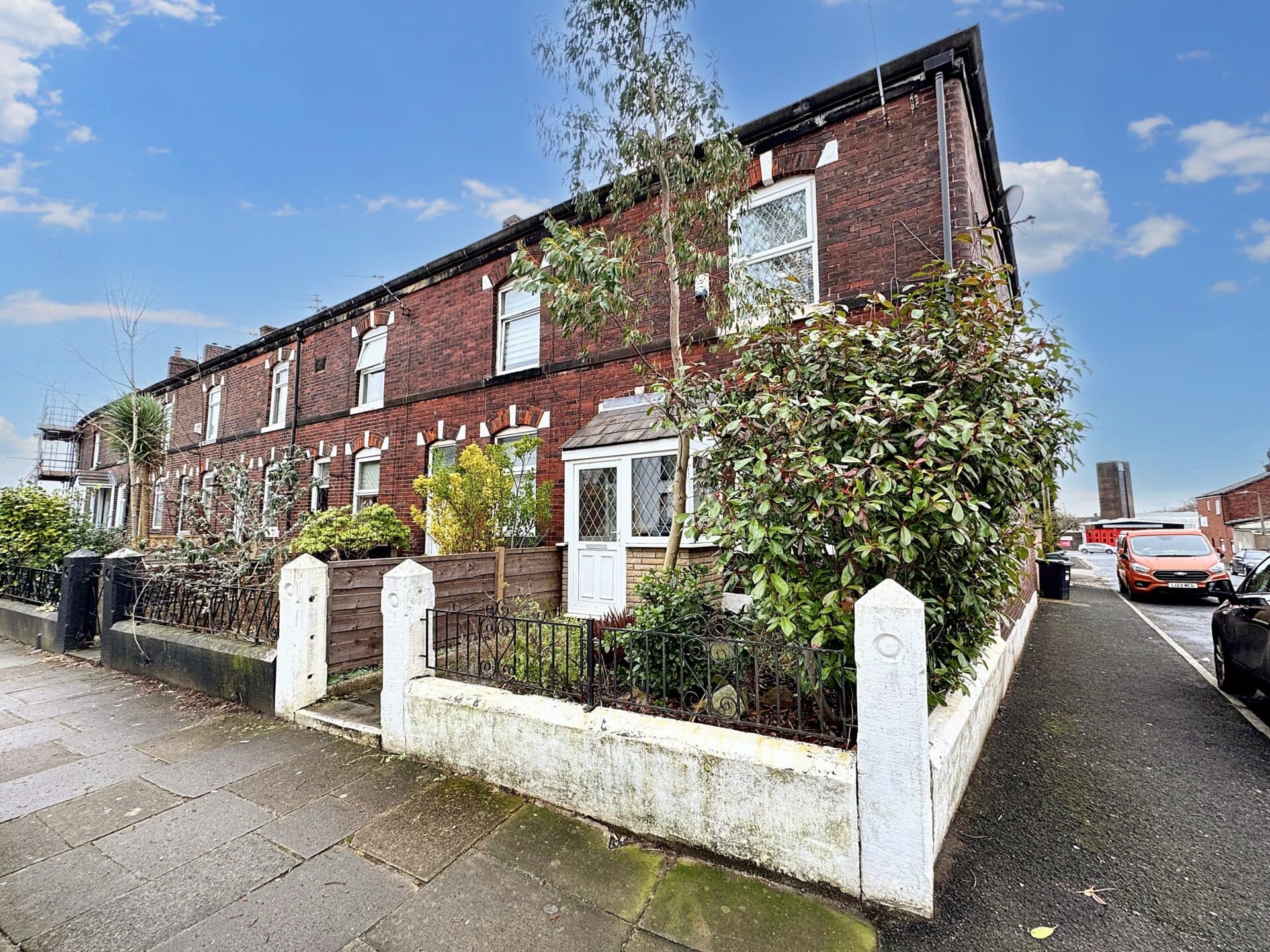 Lily Hill Street, Whitefield, M45