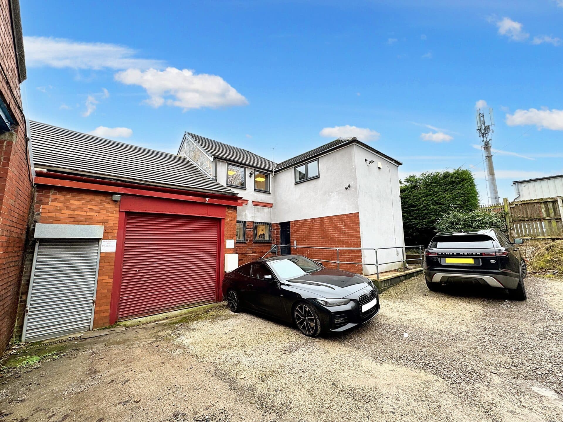 Albert Close, Whitefield, M45