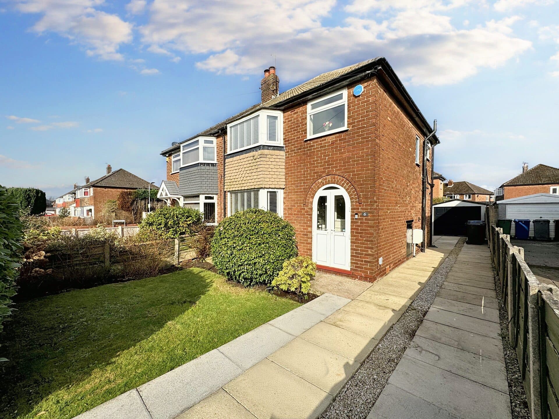 Brook Drive, Whitefield, M45