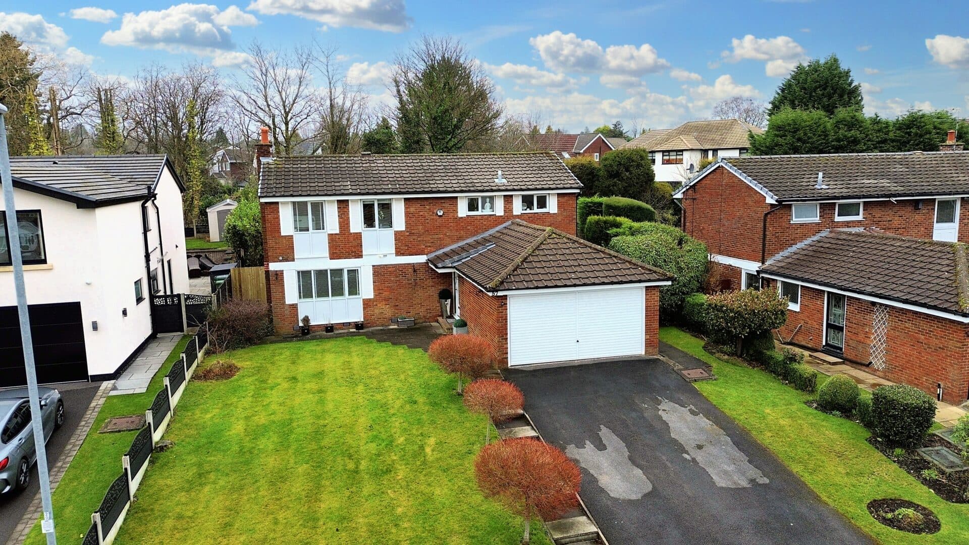 Sergeants Lane, Whitefield, M45