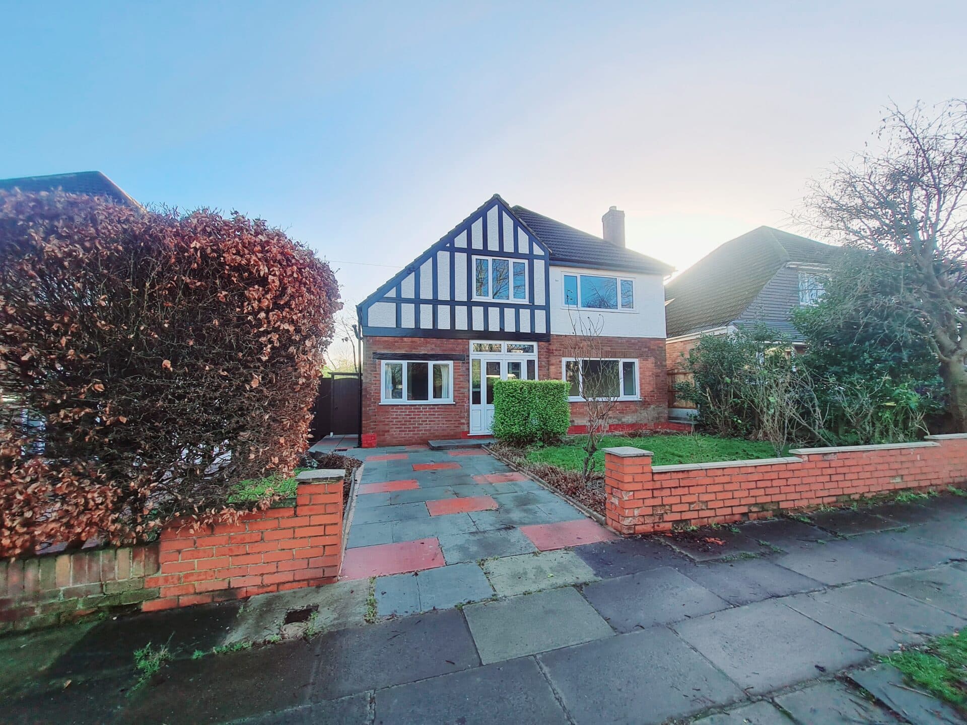 Manchester Road, Bury, BL9