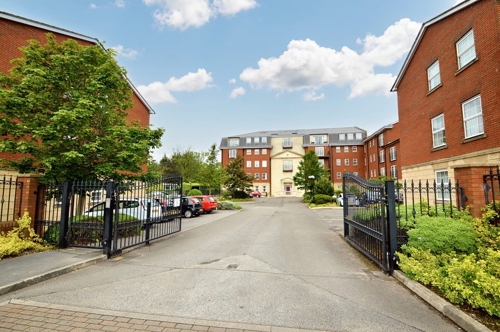 Wentworth Court, Higher Lane, M45 7UZ