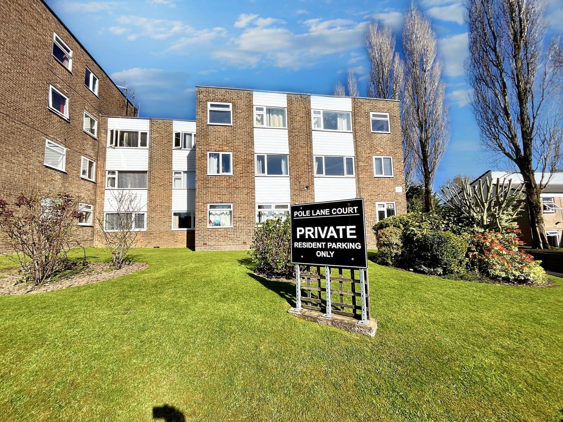Pole Lane, Bury, BL9