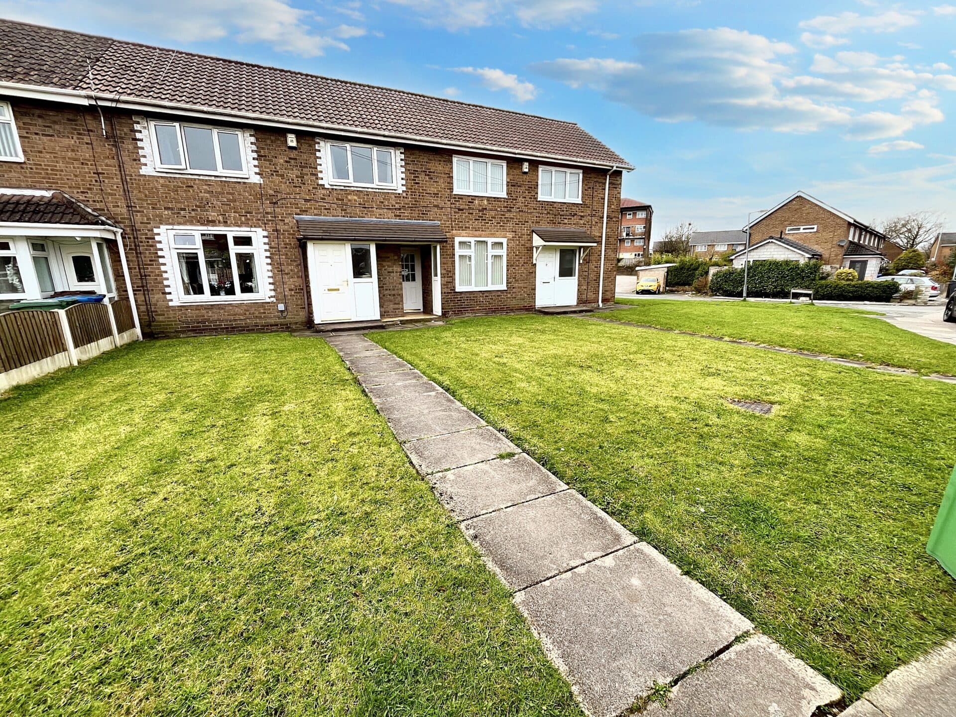 Broadhead Walk, Whitefield, M45