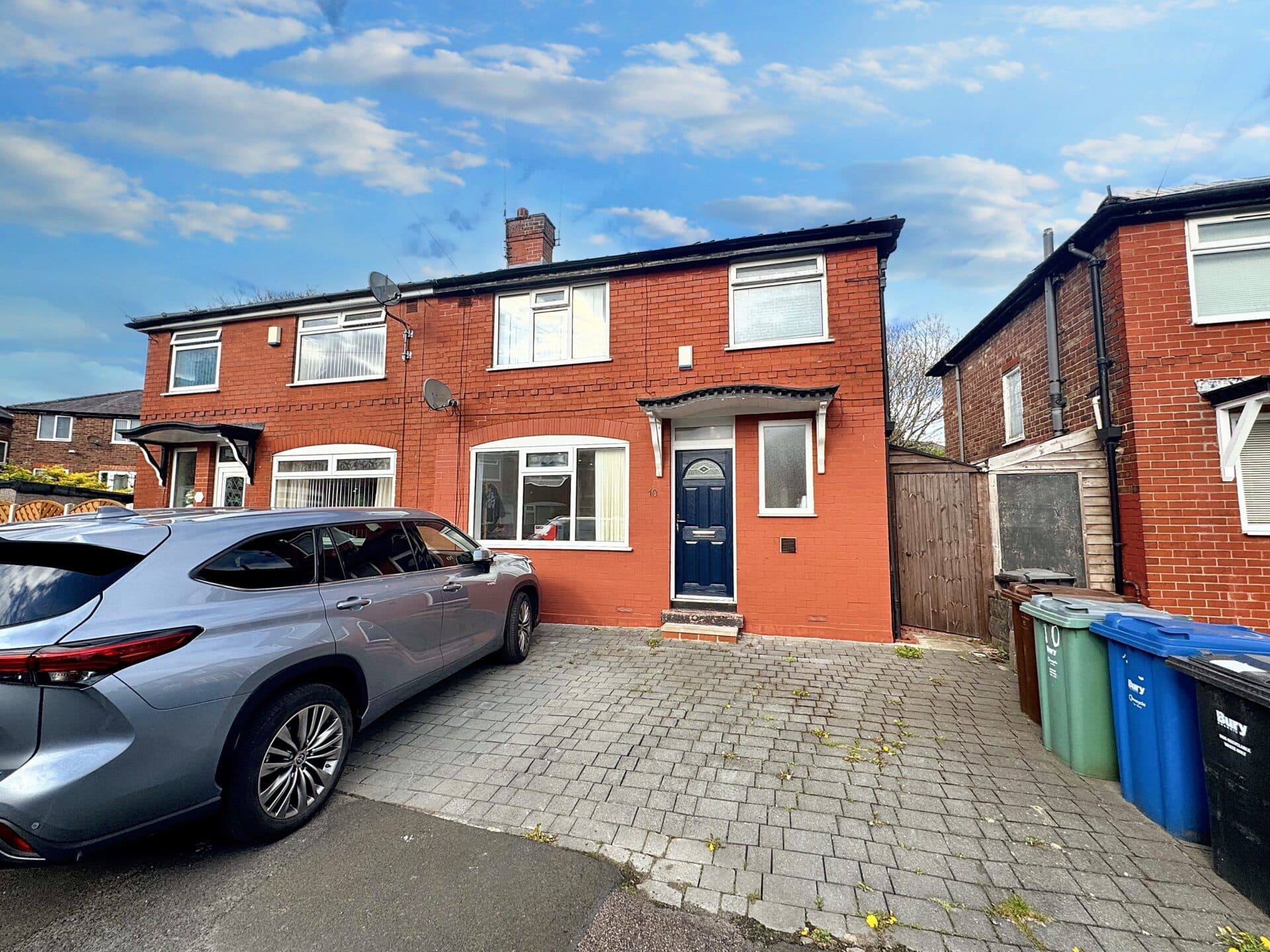 Cotswold Close, Prestwich, M25