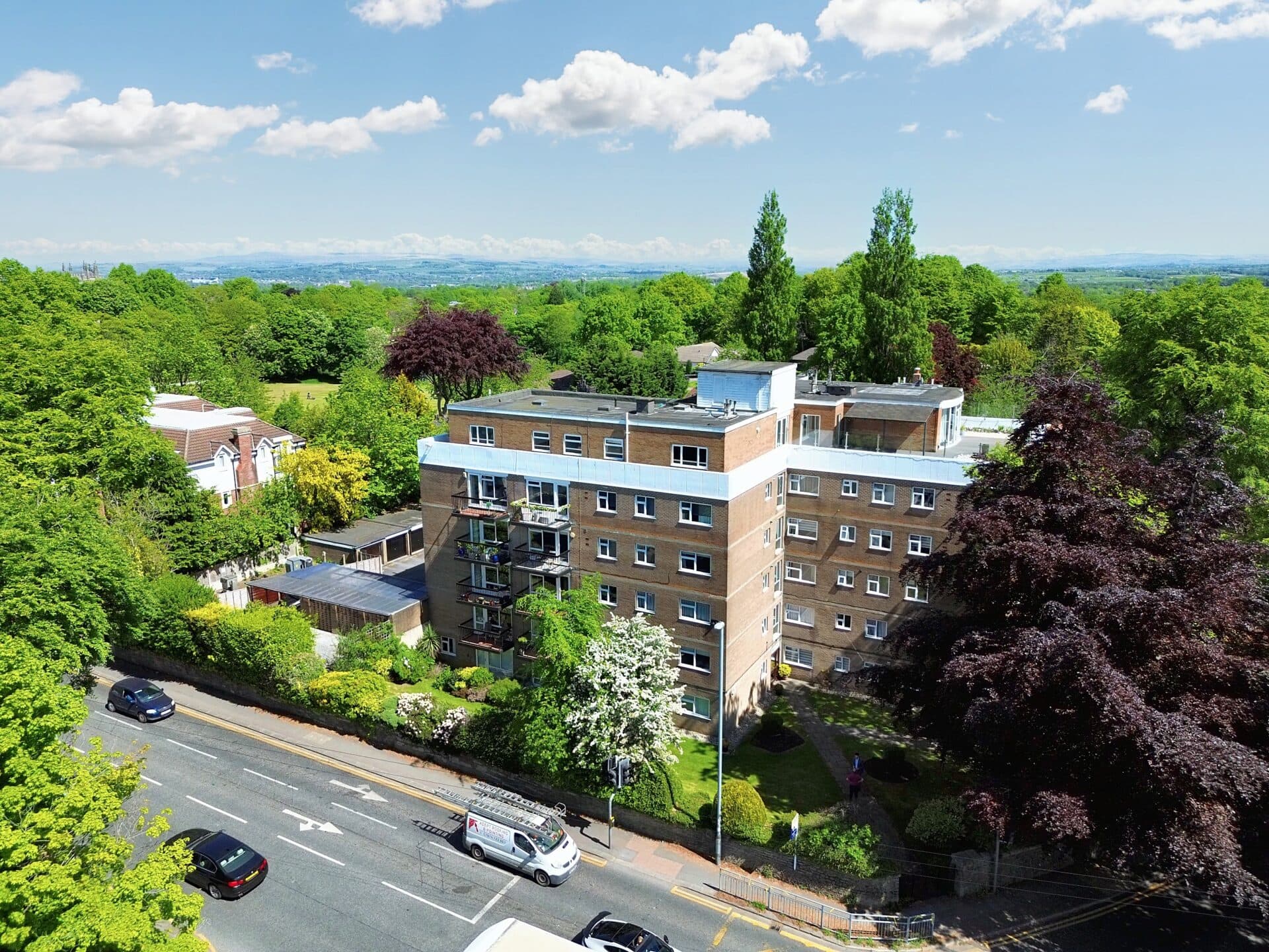 Pinfold Court, Whitefield, M45