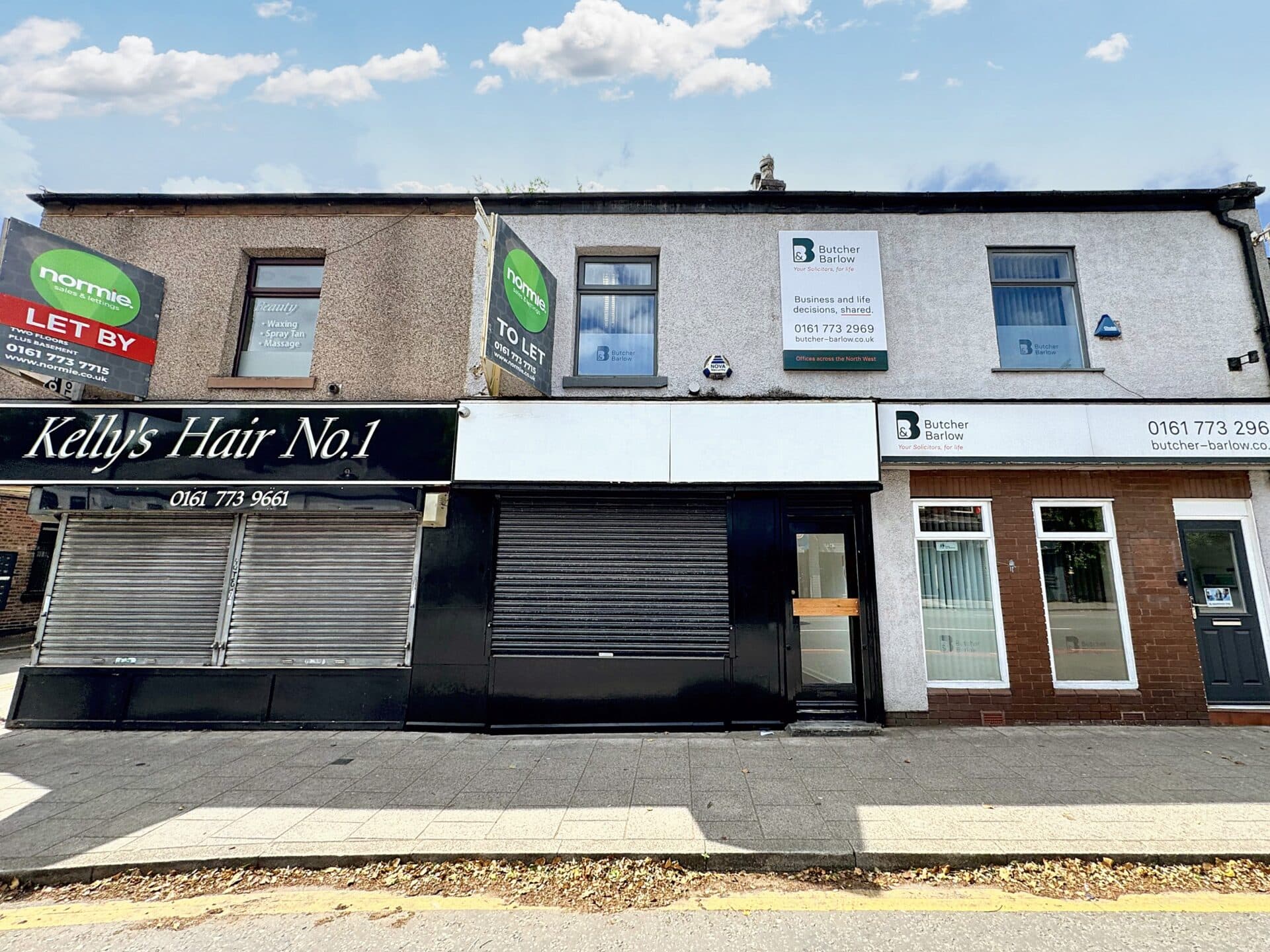 Bury New Road, Prestwich, M25