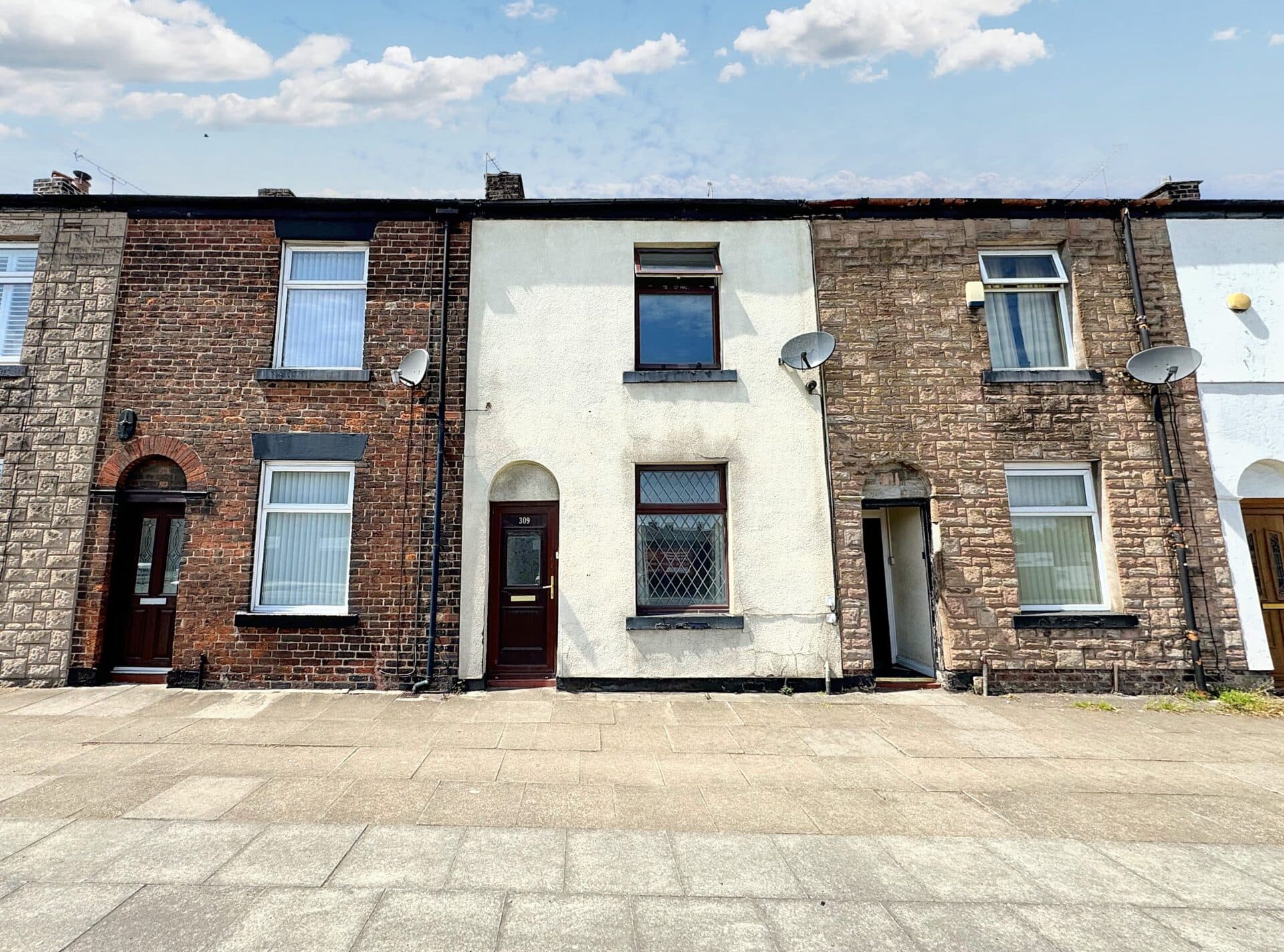 Bury New Road, Whitefield, M45