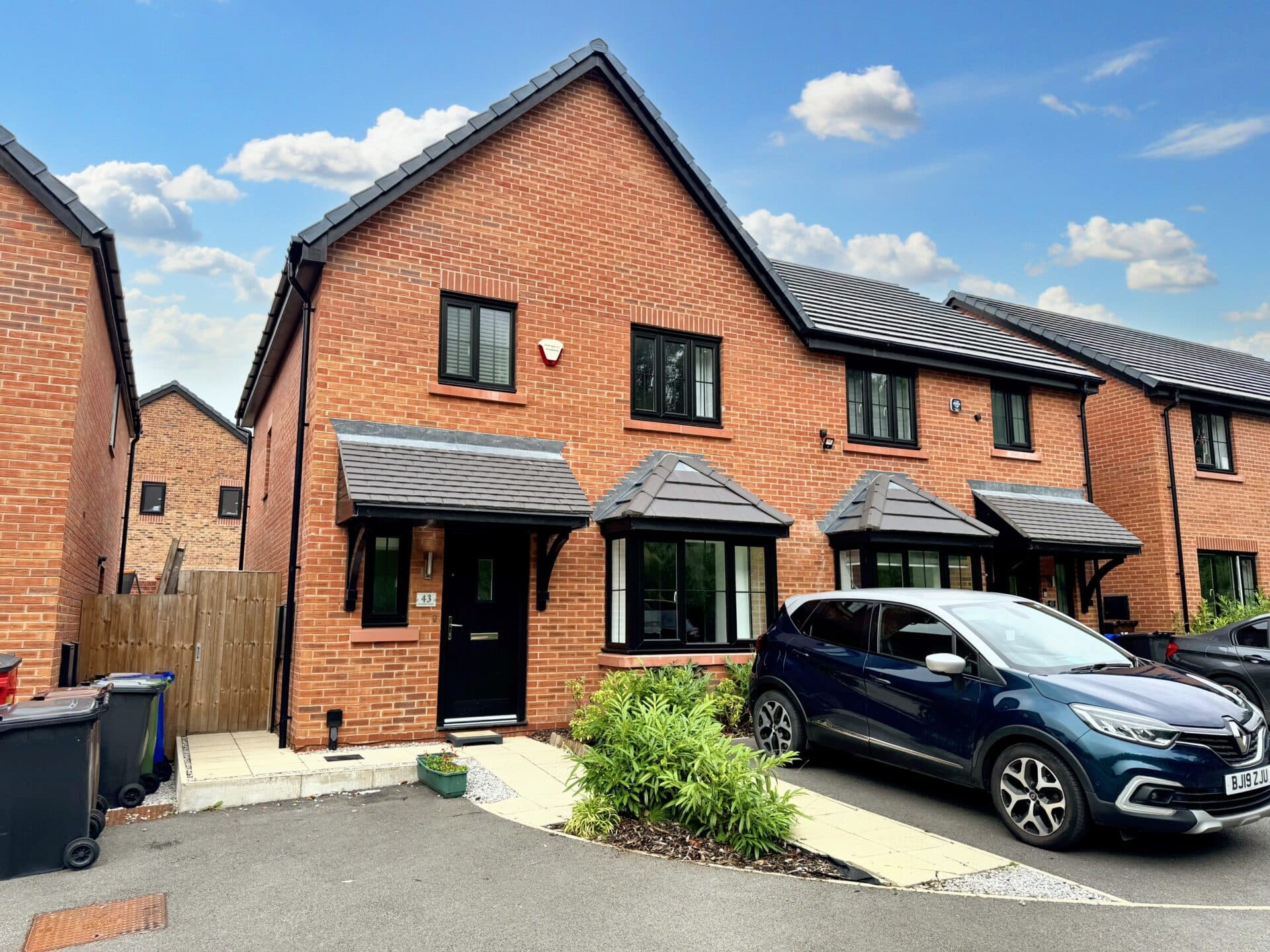 Greenside Avenue, Prestwich, M25