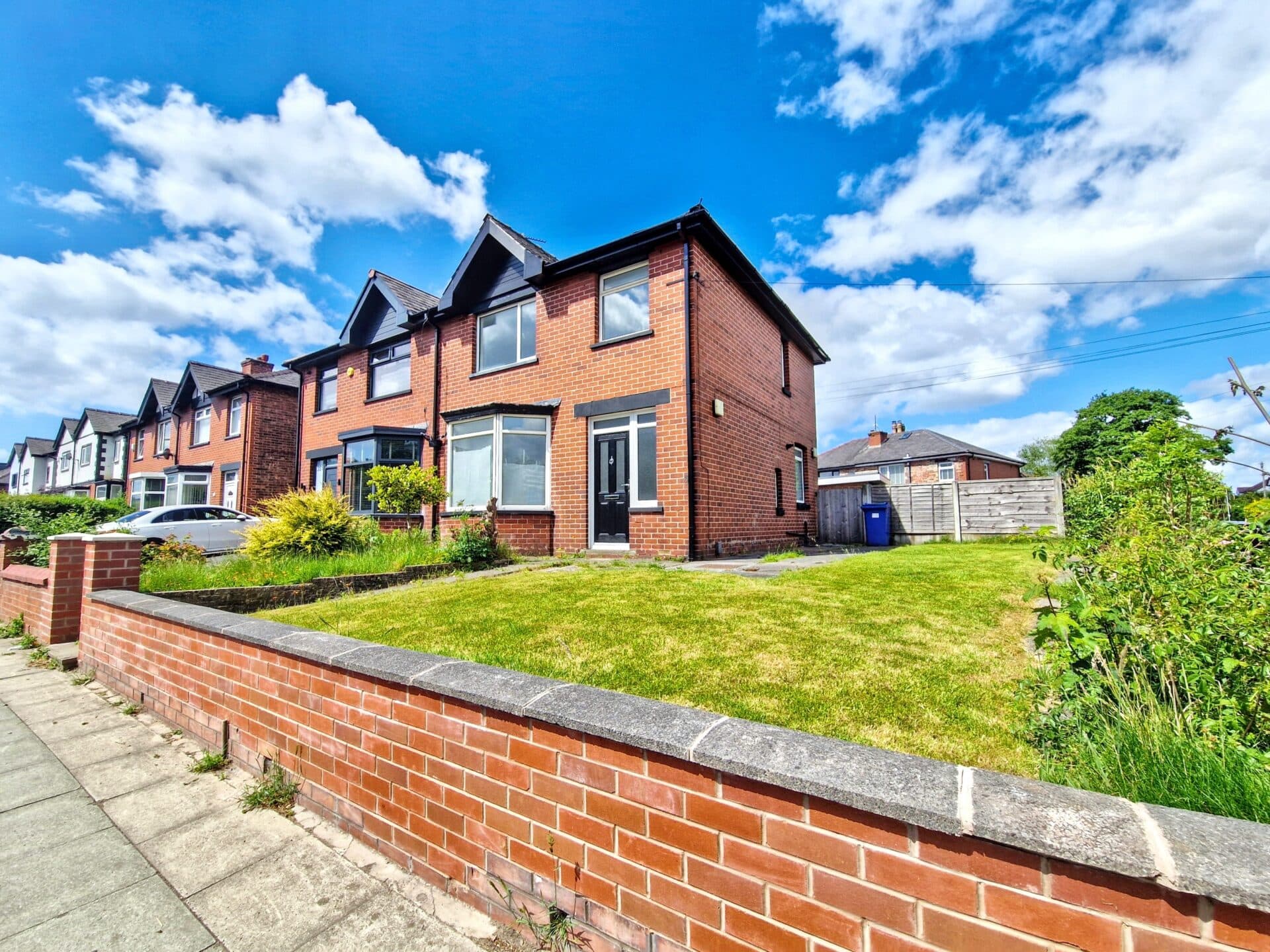 Bury New Road, Whitefield, M45