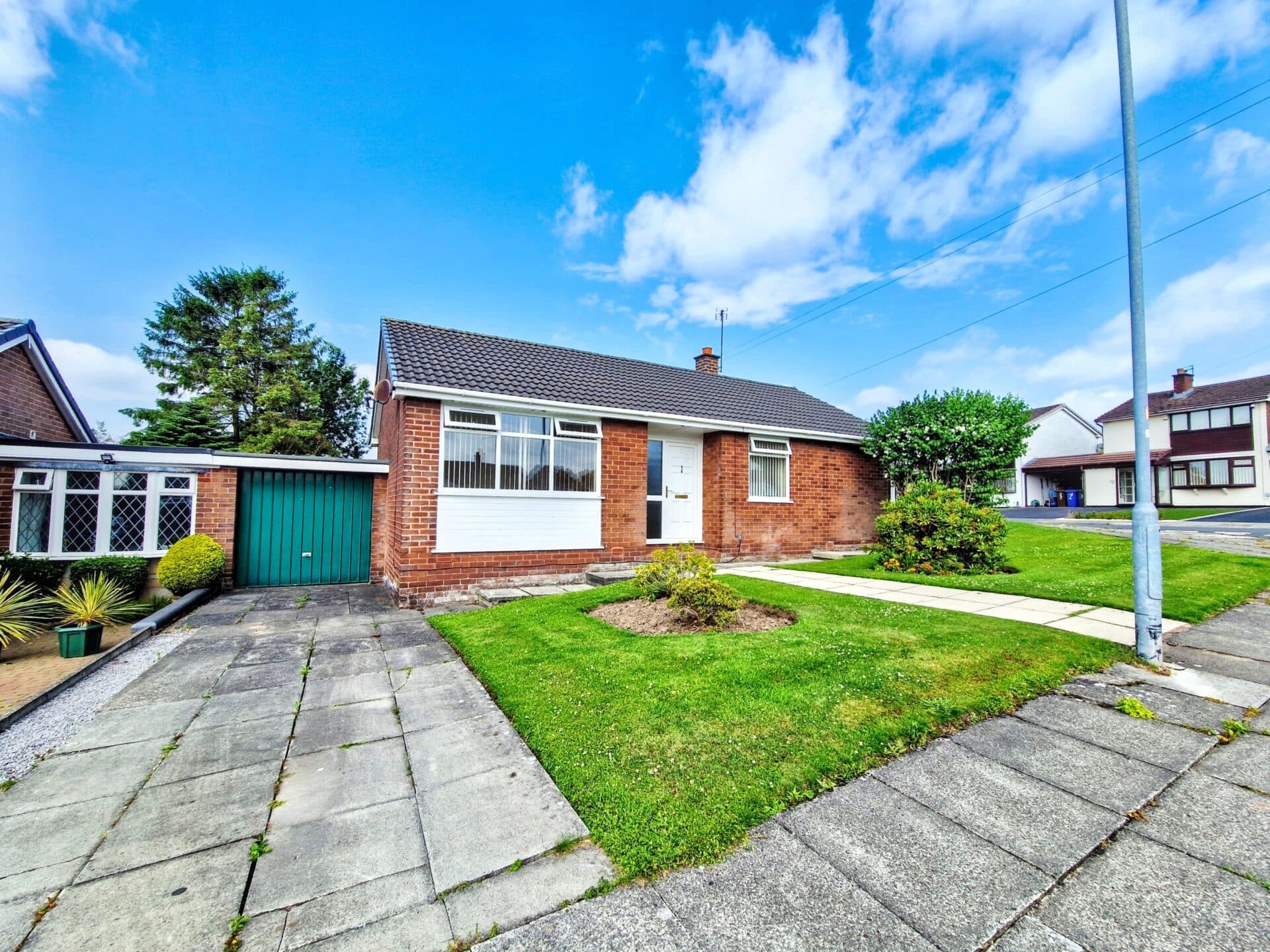Mountbatten Close, Bury, BL9