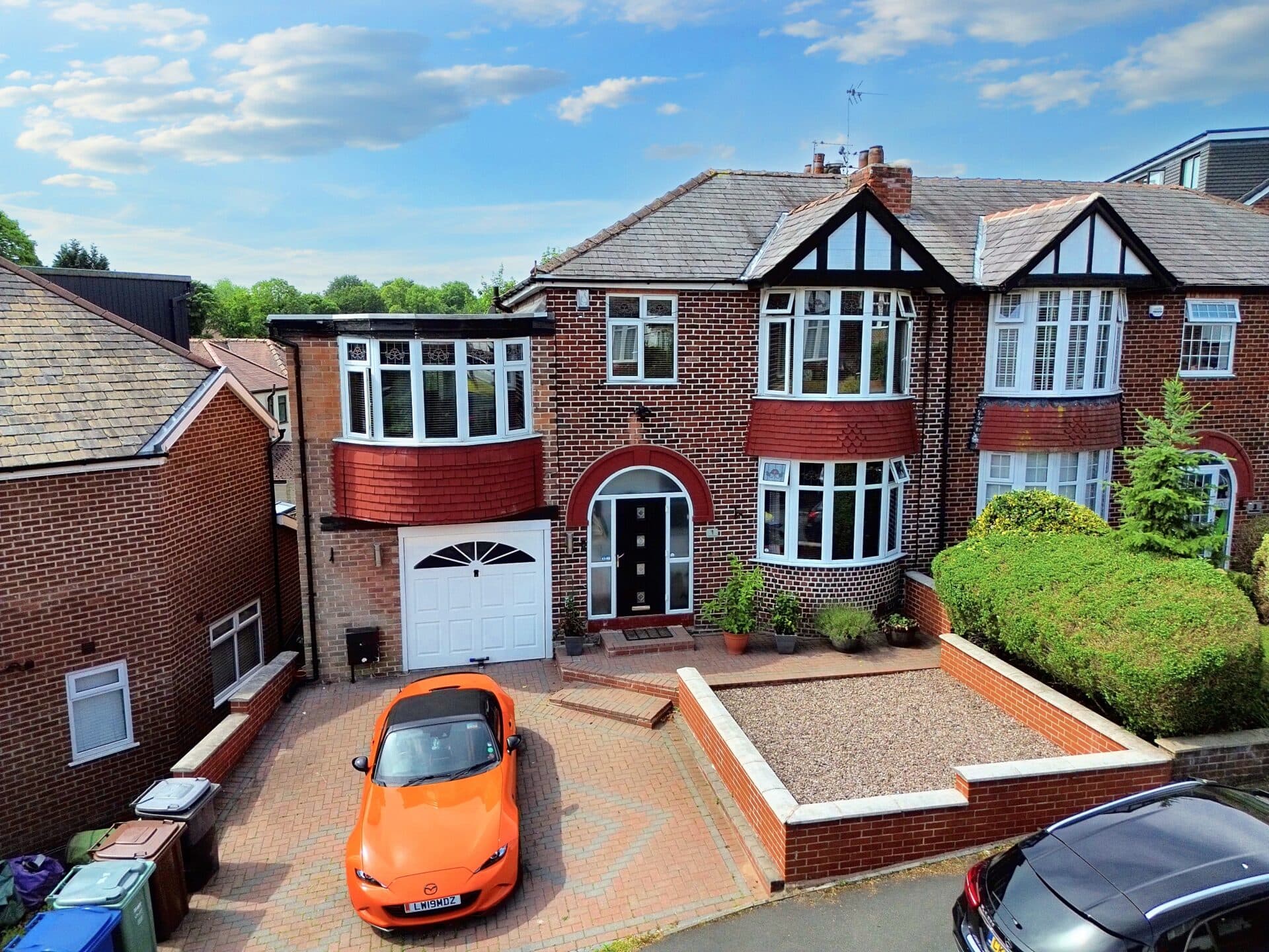 Woodhill Grove, Prestwich, M25