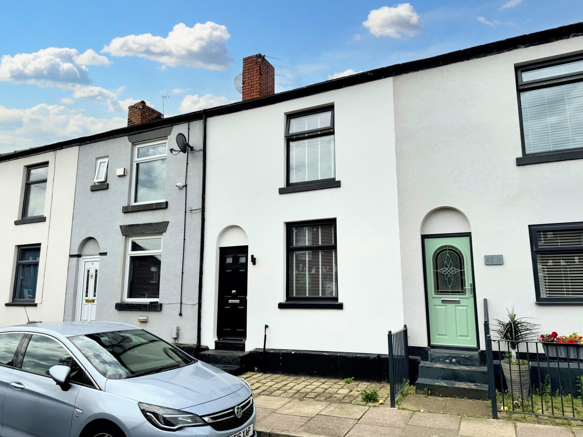 Lily Hill Street, Whitefield, M45