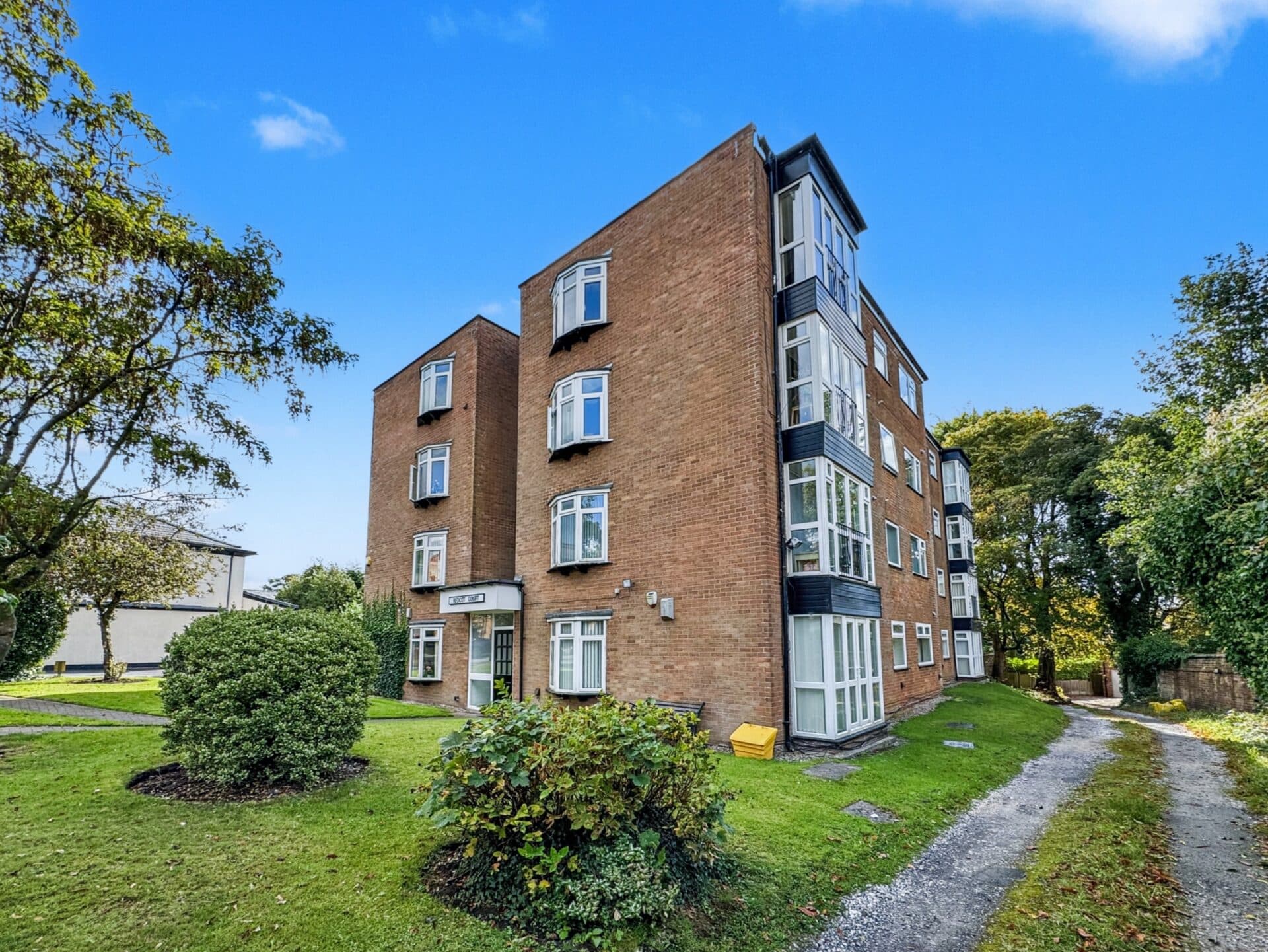 Redcot Court, Whitefield, M45
