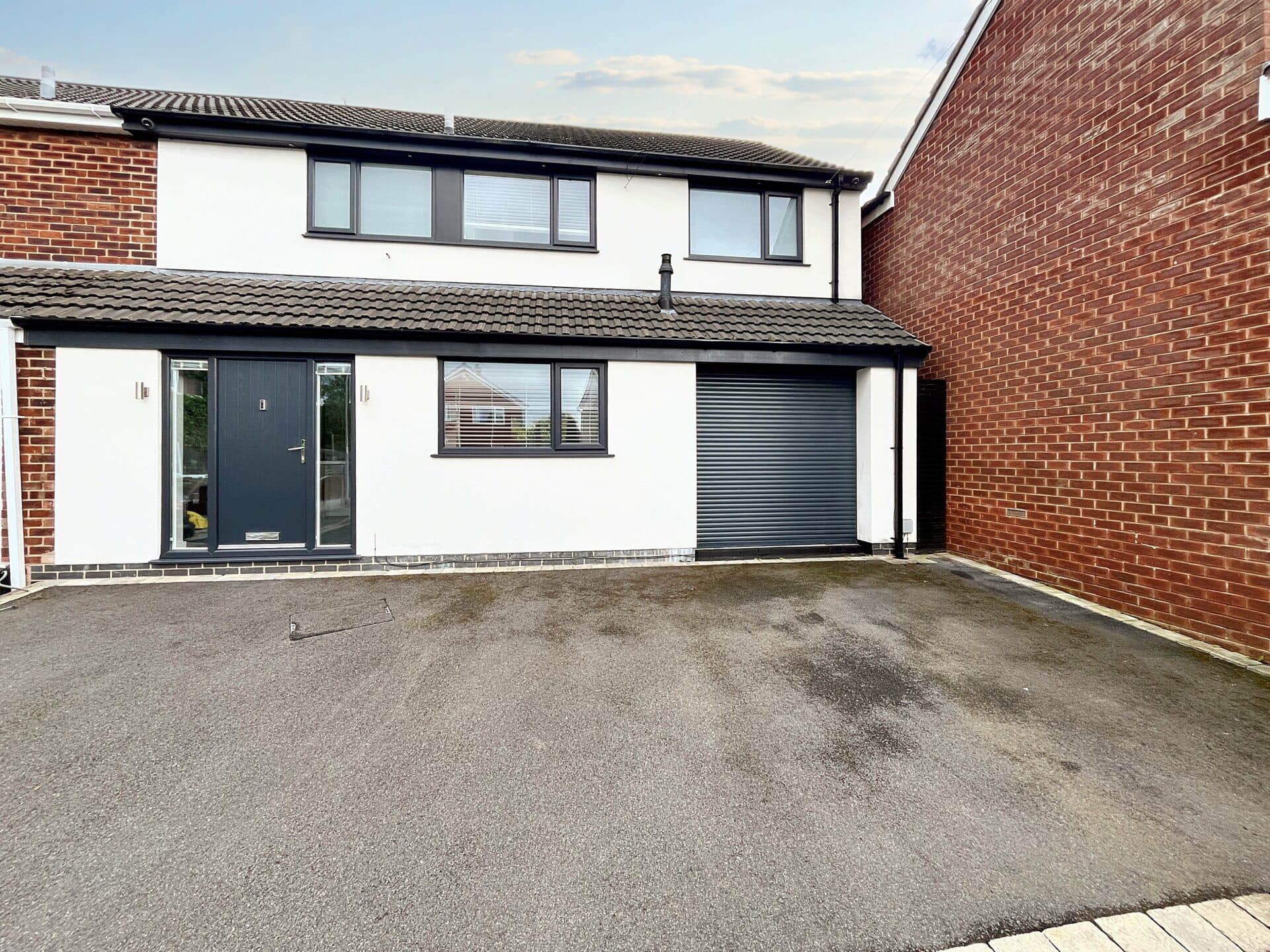 Alkrington Close, Bury, BL9