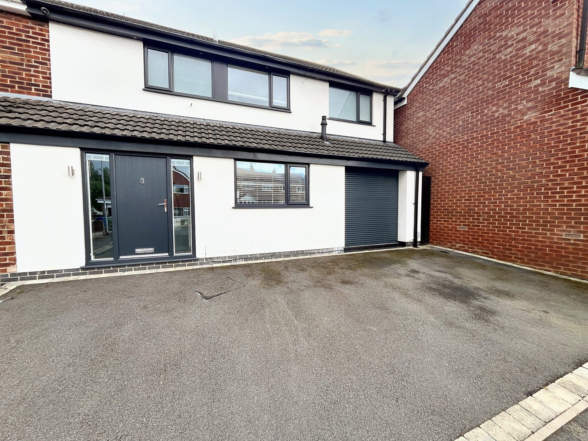 Alkrington Close, Bury, BL9