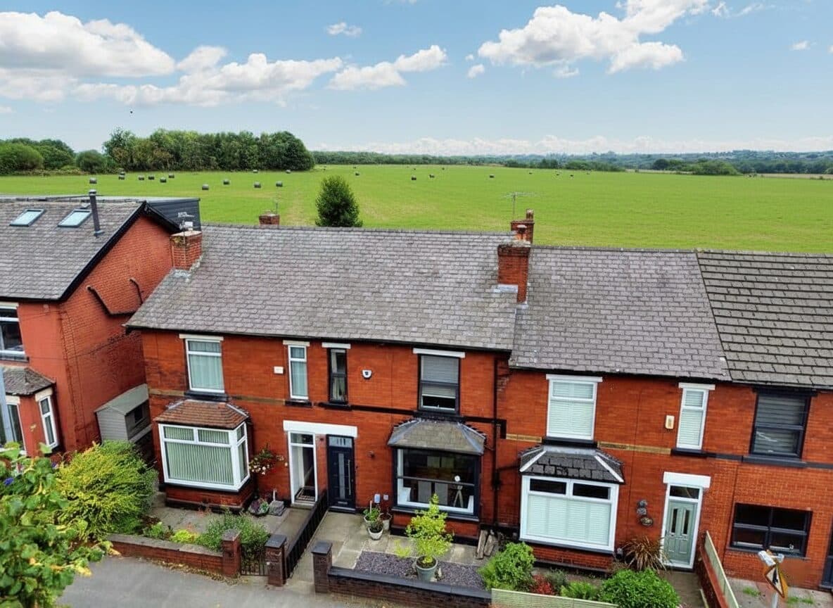 Ringley Road West, Radcliffe, M26