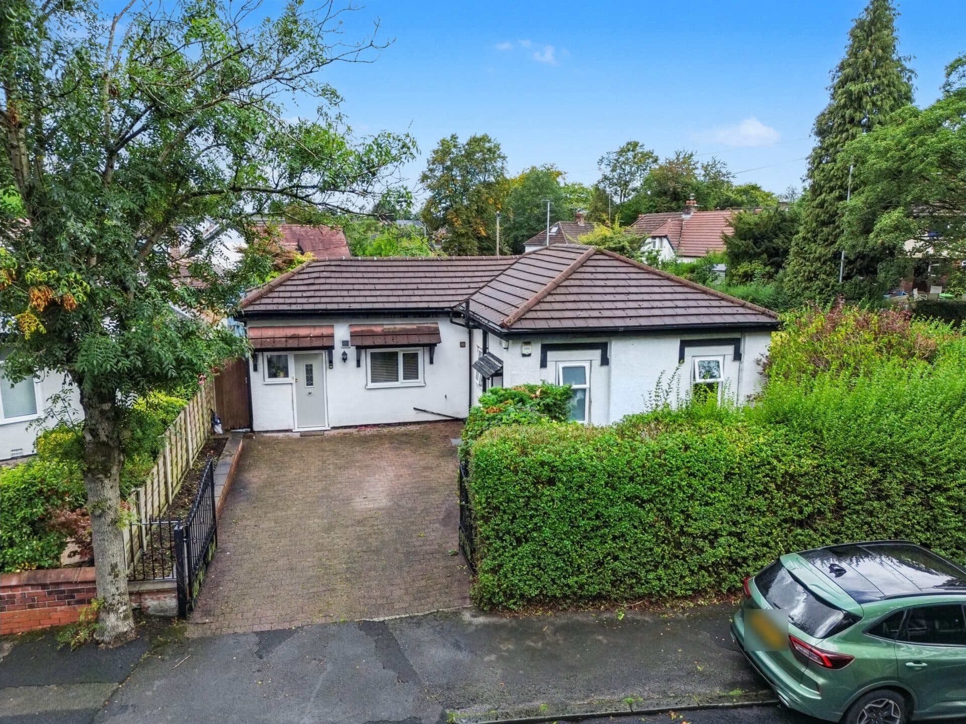 Scholes Lane, Prestwich, M25