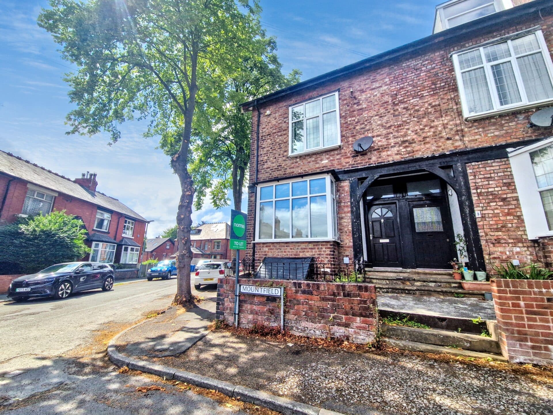 Mountfield, Prestwich, M25