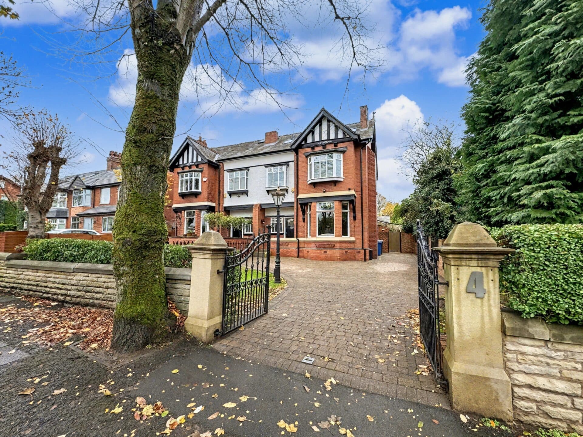 Nursery Road, Prestwich, M25