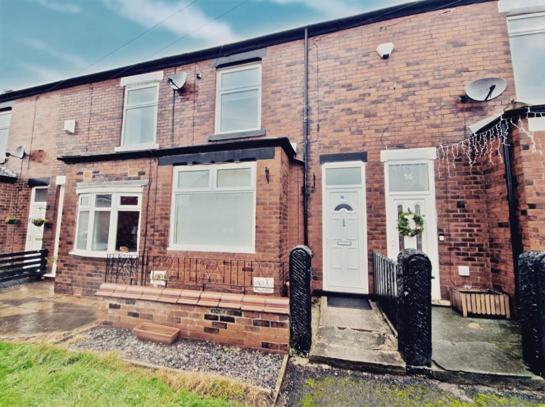 Henry Street, Prestwich, M25