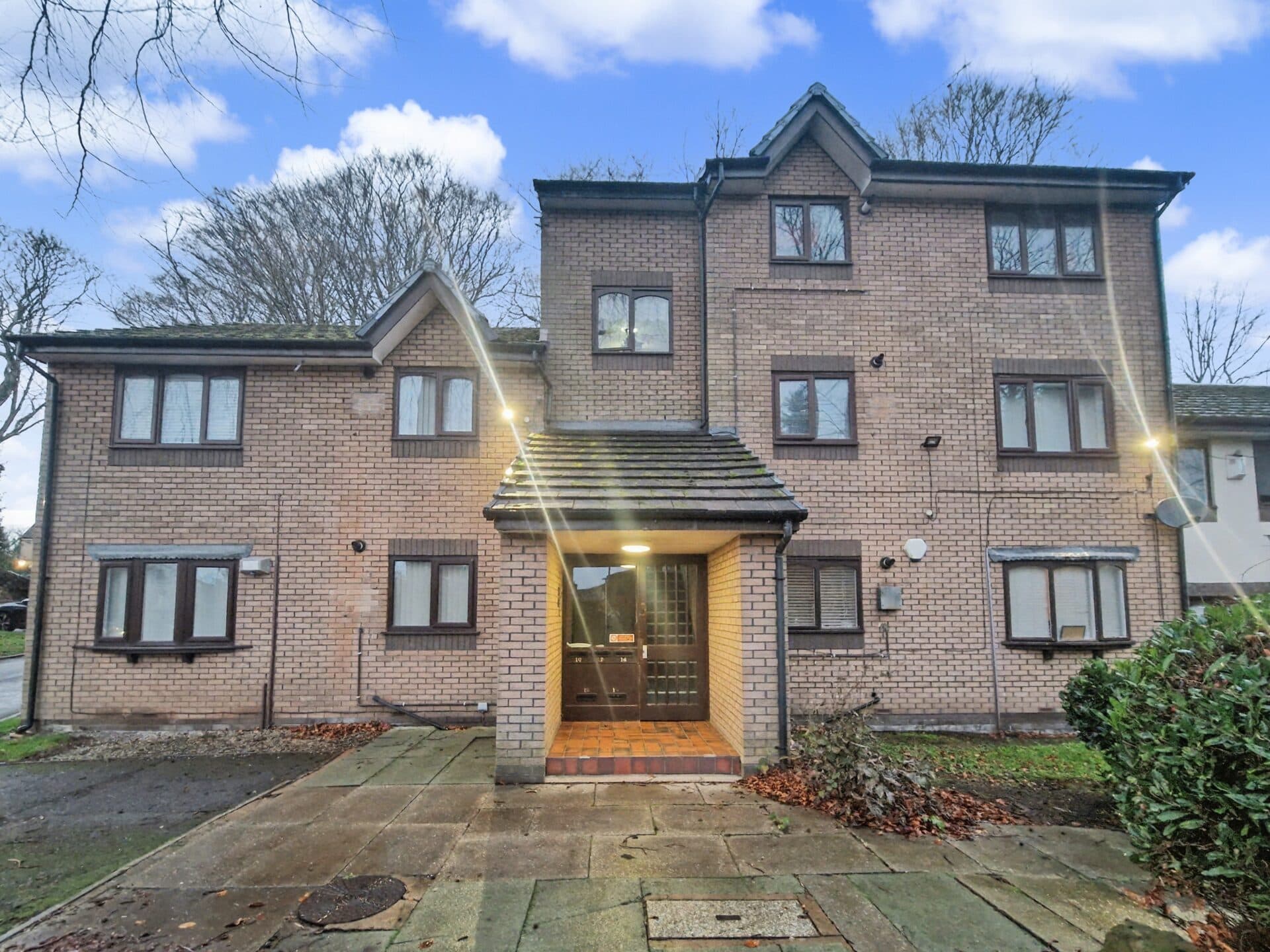 Crescent Avenue, Prestwich, M25