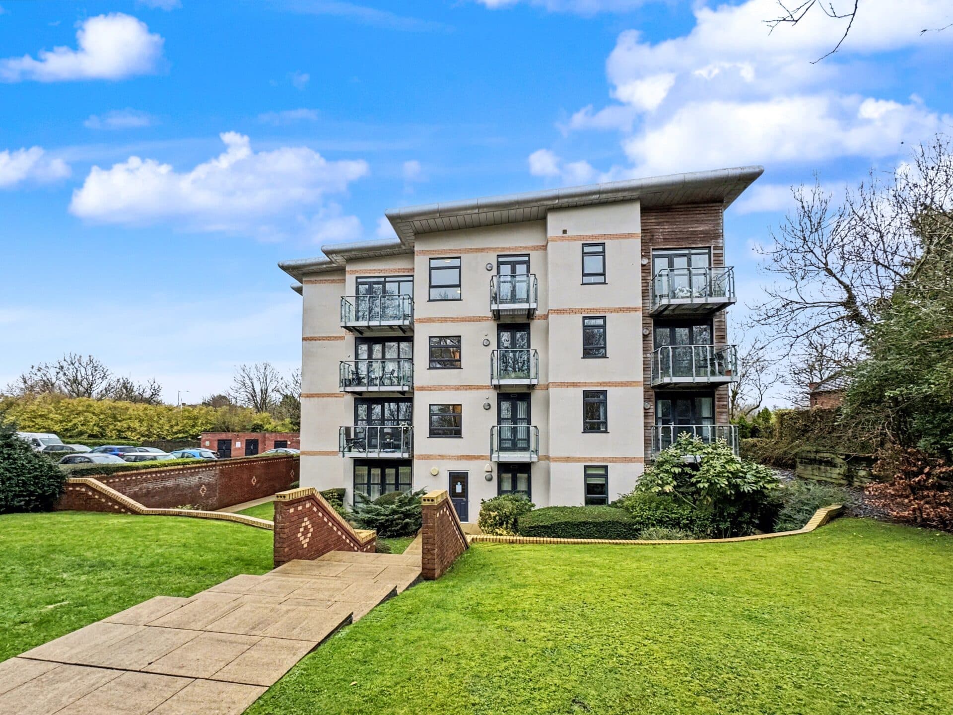 Radcliffe New Road, Radcliffe, M26