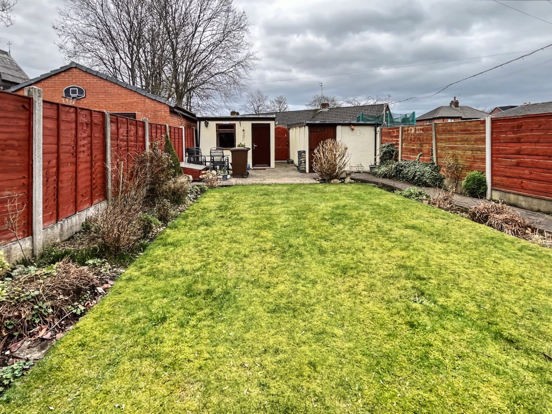 Manchester Road, Bury, BL9