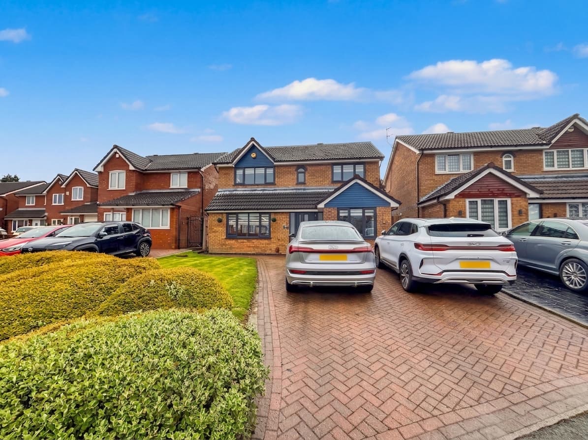 Willowbank, Radcliffe, M26