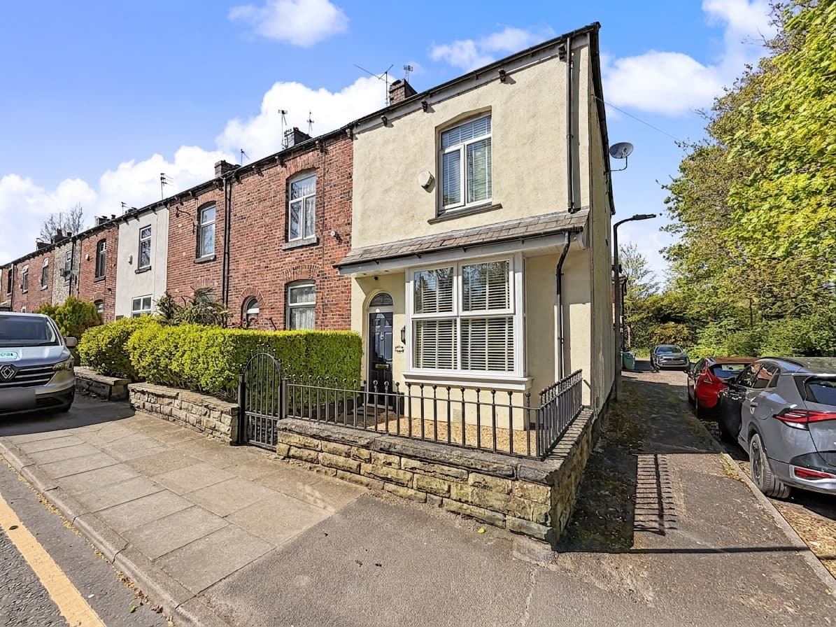 Stanley Road, Whitefield, M45