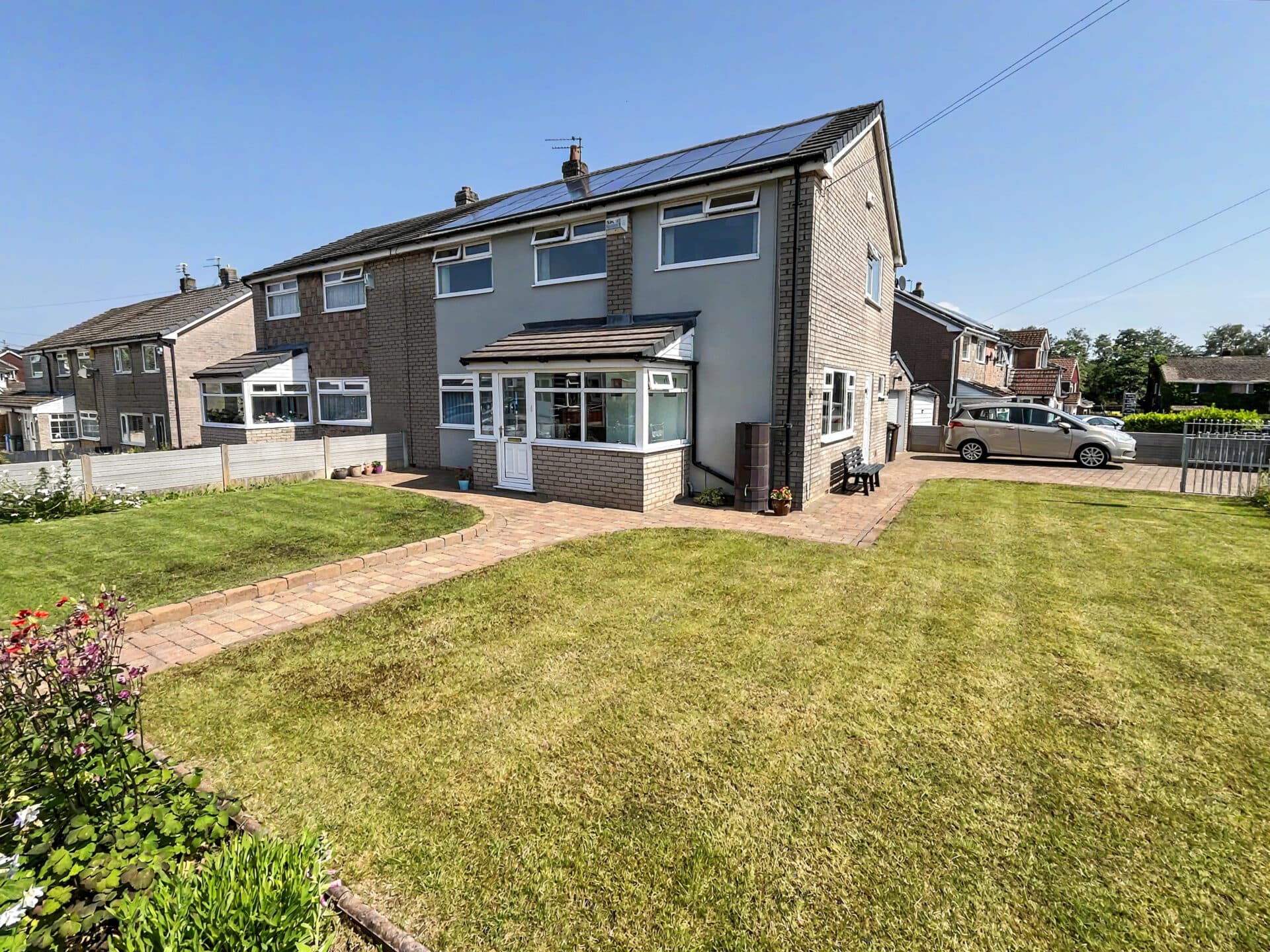 Chadderton Drive, Bury, BL9