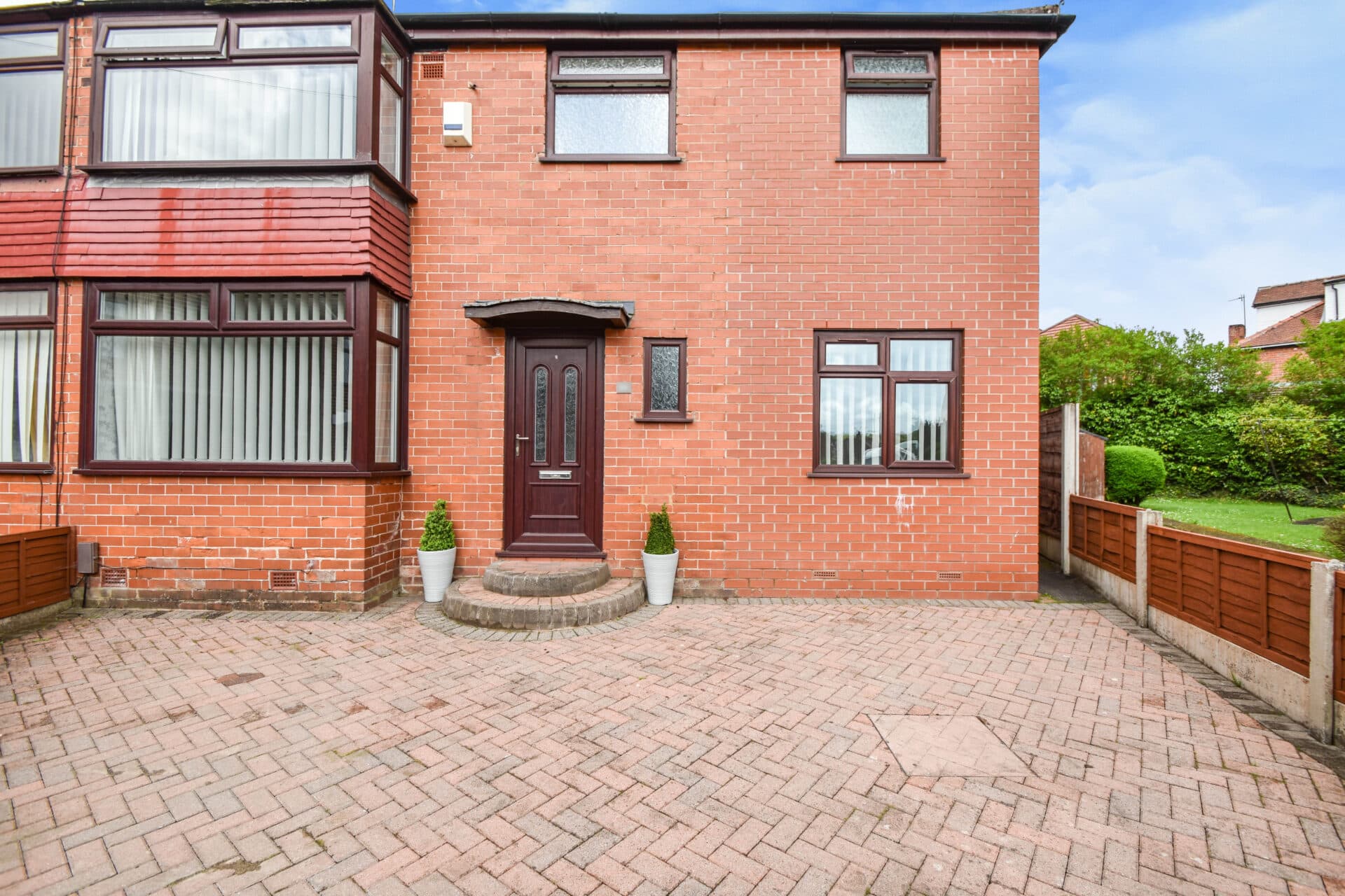 Edgeware Avenue, Prestwich, M25