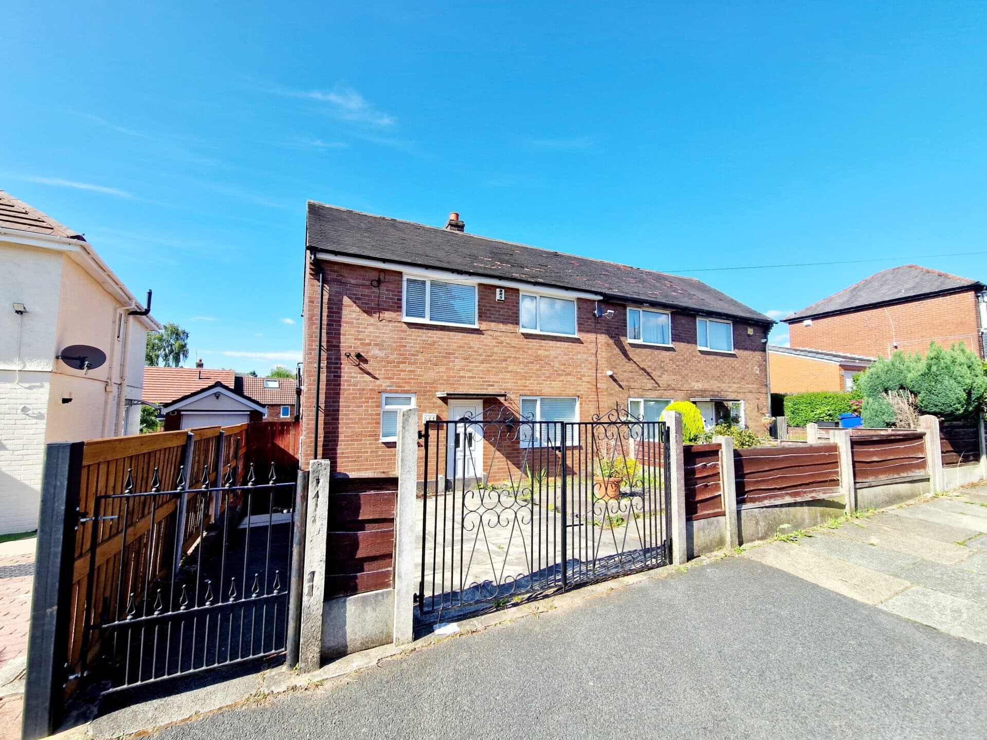 Woodward Road, Prestwich, M25