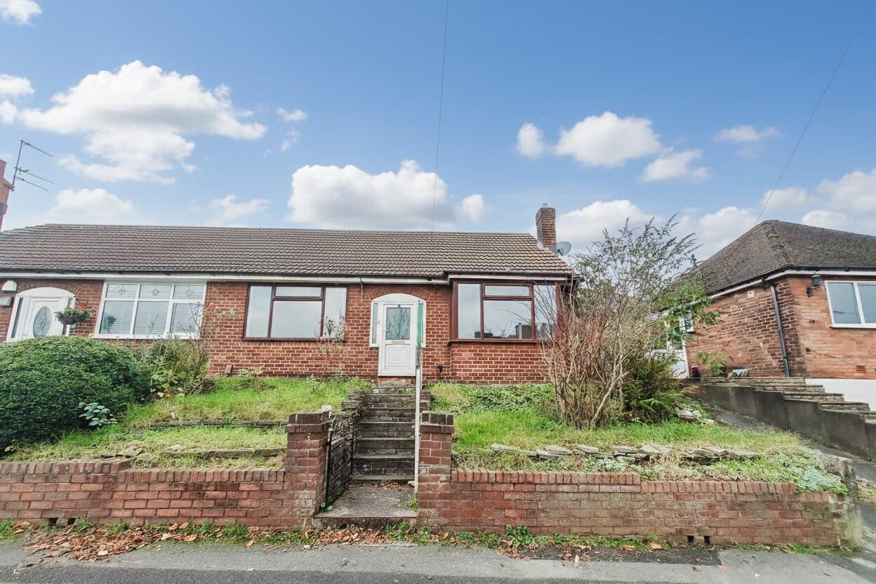 Wingate Drive, Whitefield, M45