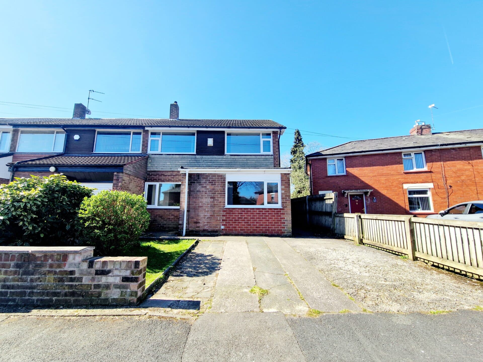 Thorpe Avenue, Radcliffe, M26