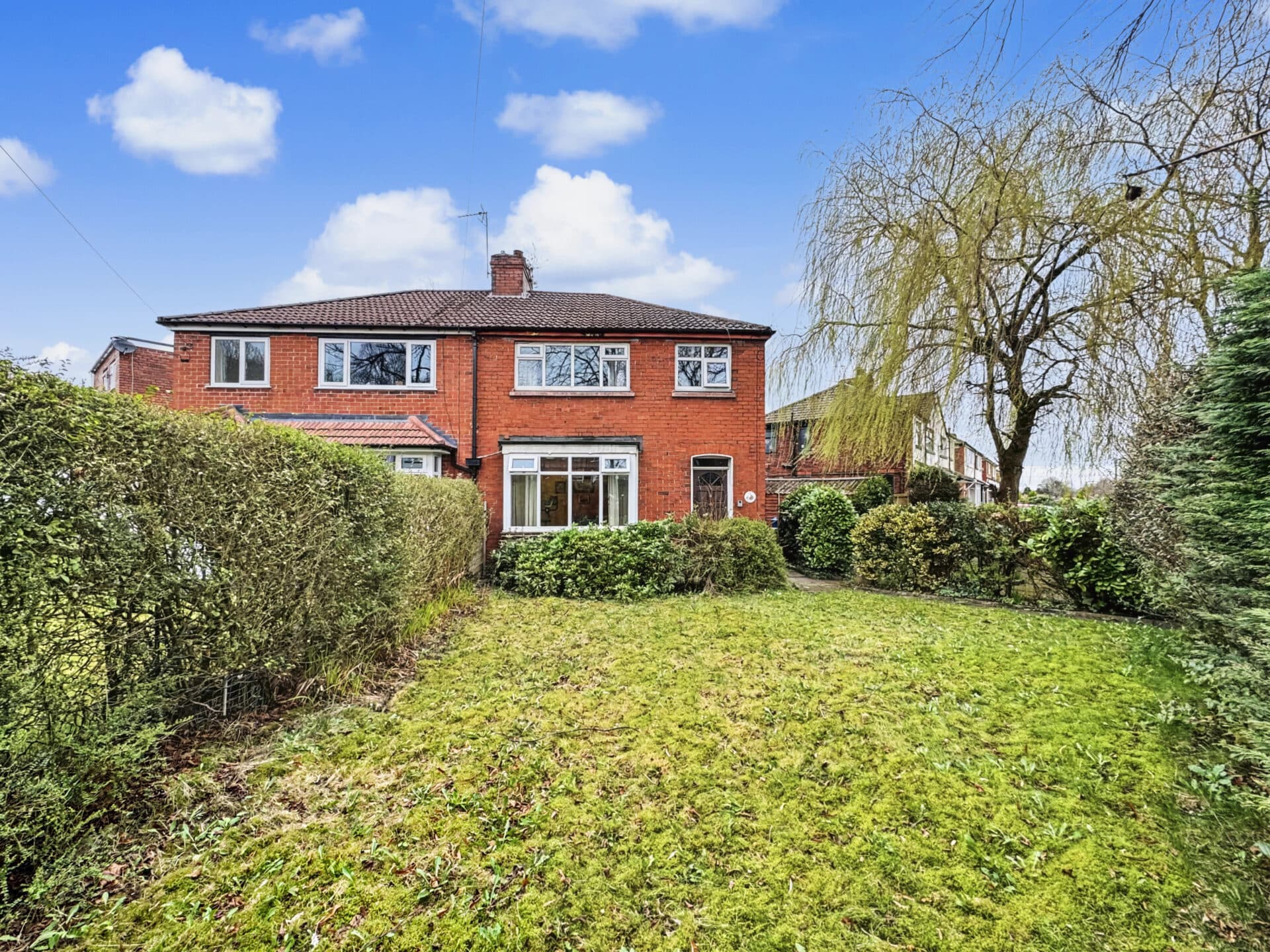 Windsor Avenue, Whitefield, M45