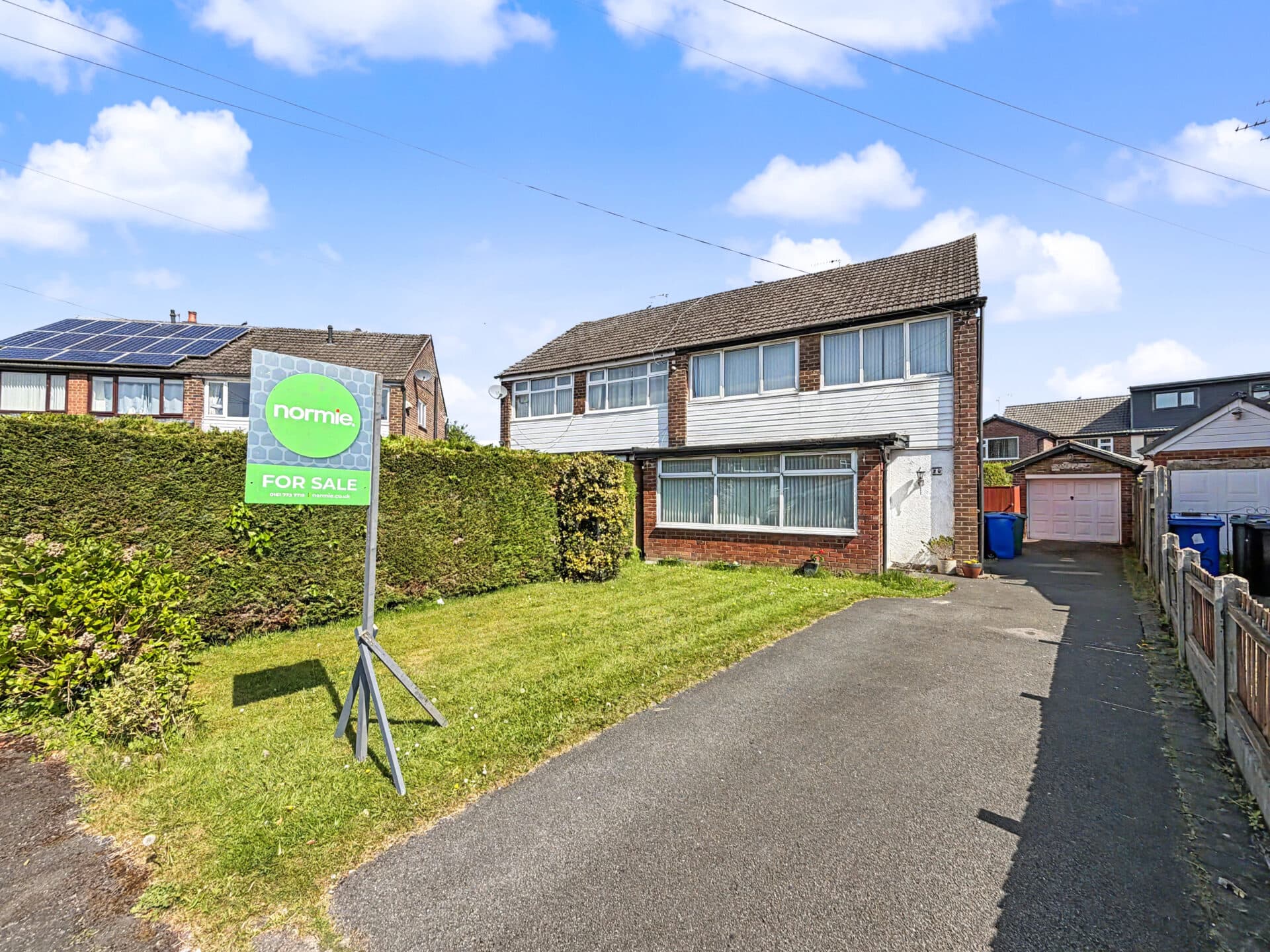 Lindrick Avenue, Whitefield, M45