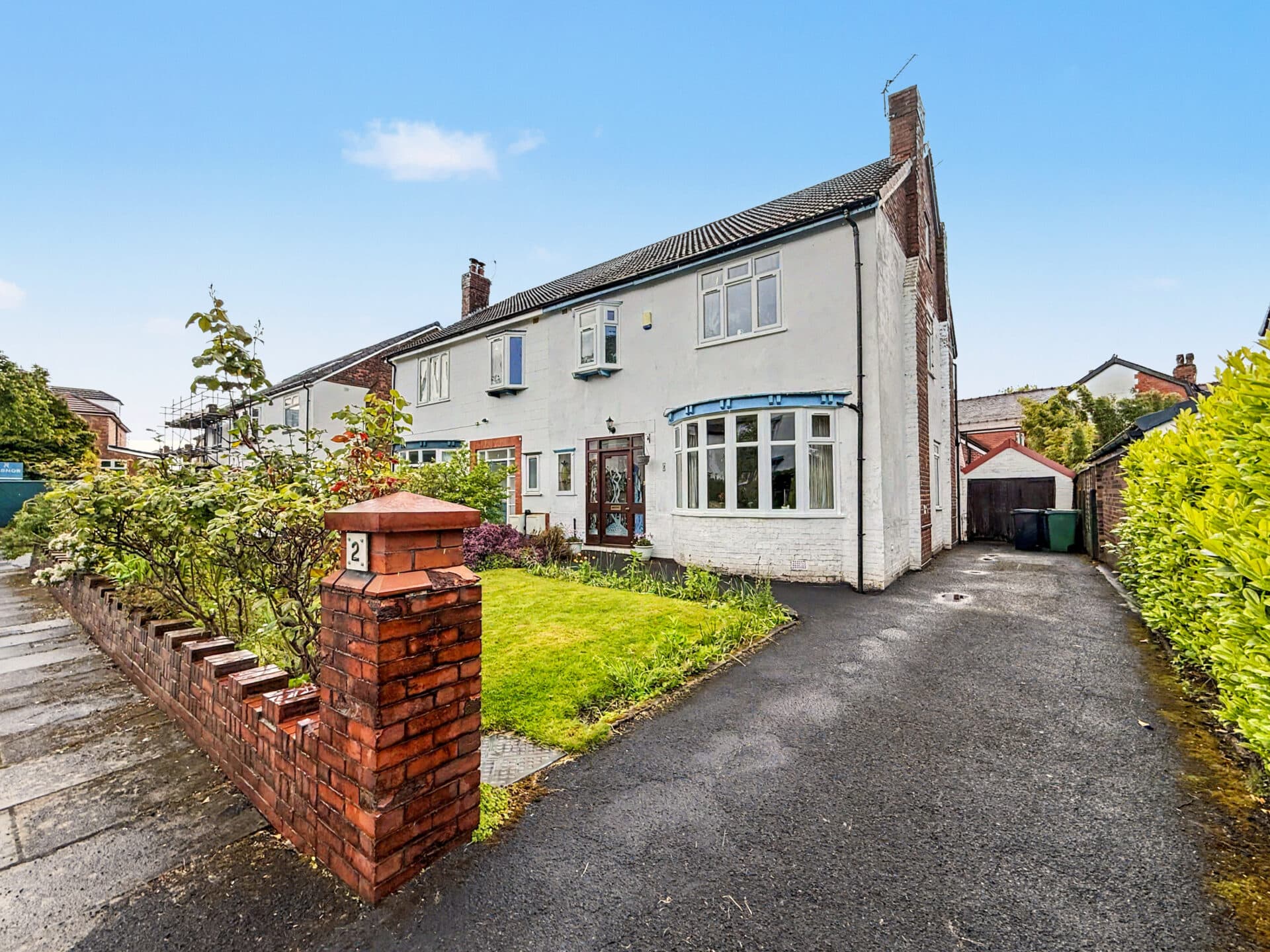 Carlton Avenue, Prestwich, M25