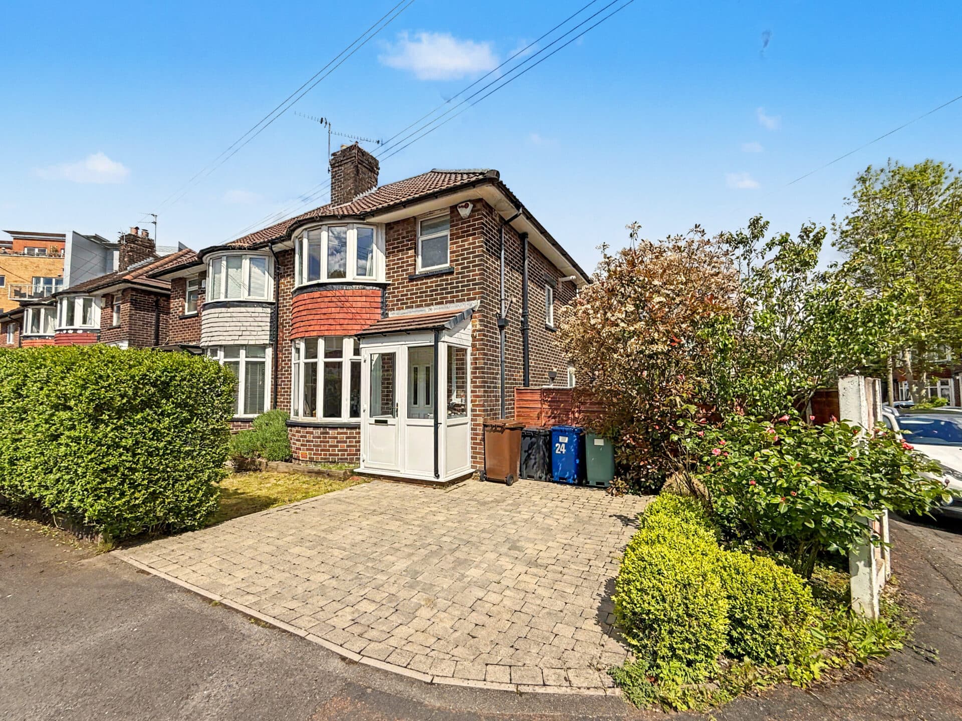 Conway Avenue, Whitefield, M45