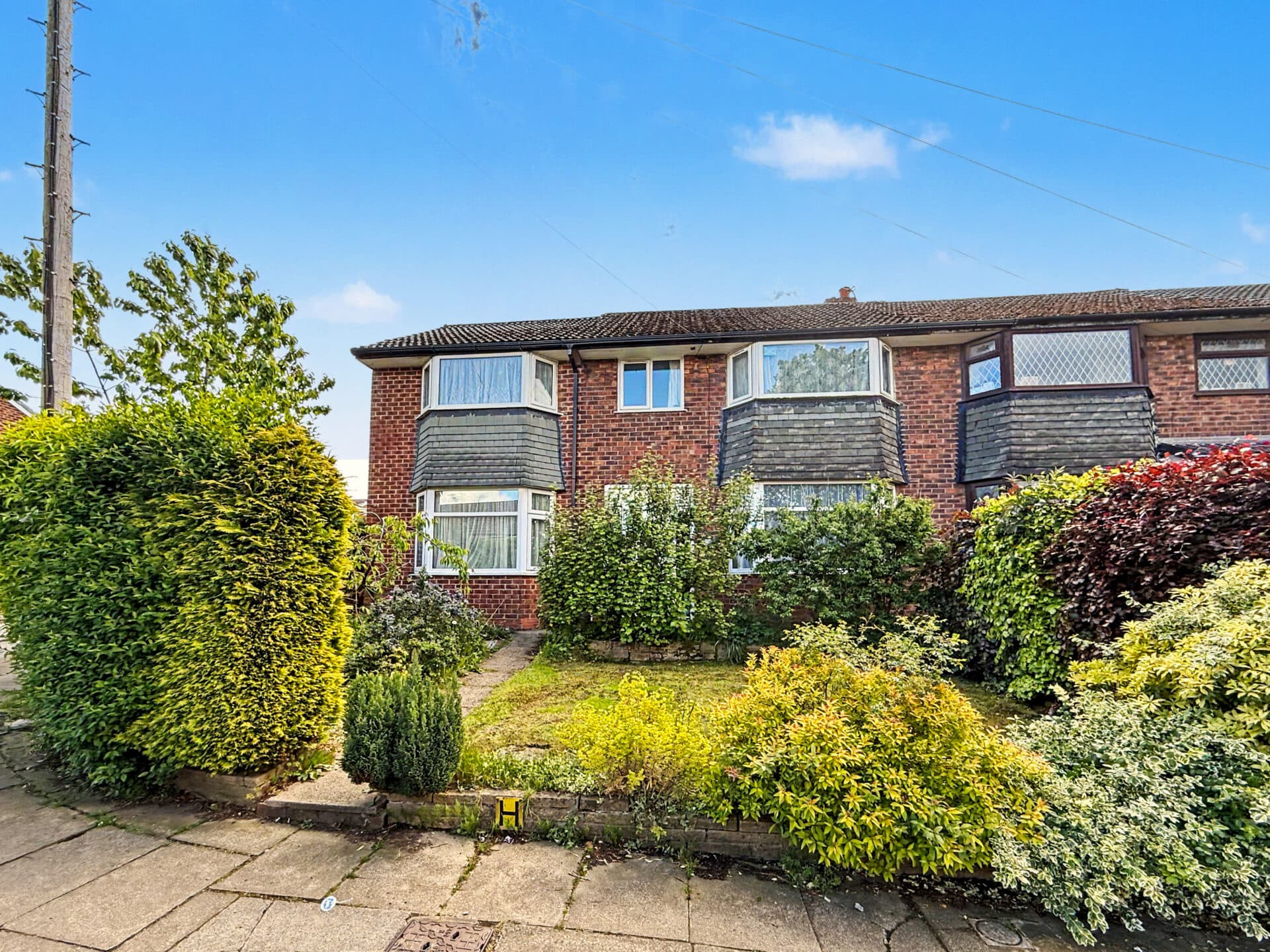 Tamworth Avenue, Whitefield, M45