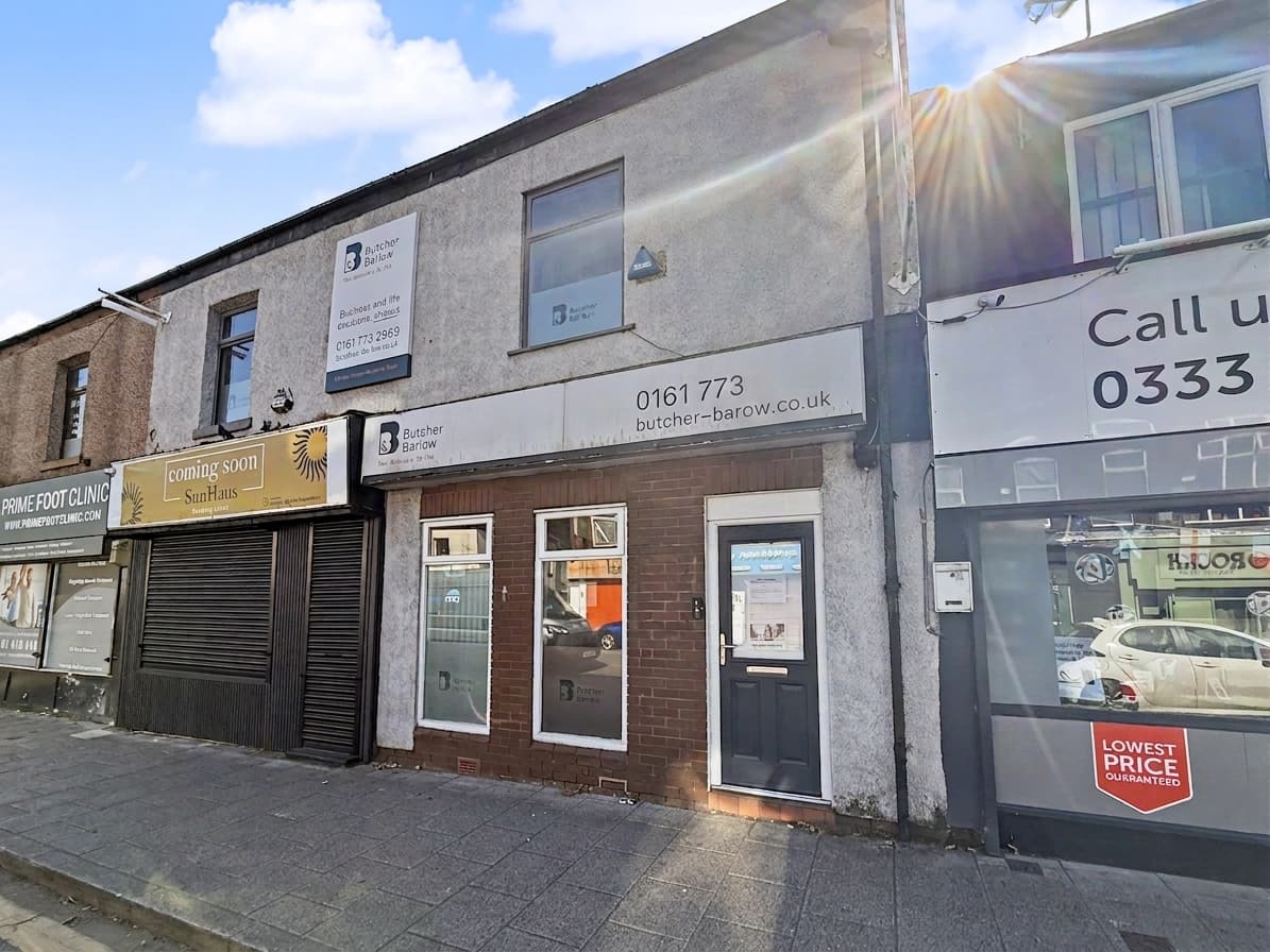 Bury New Road, Prestwich, M25